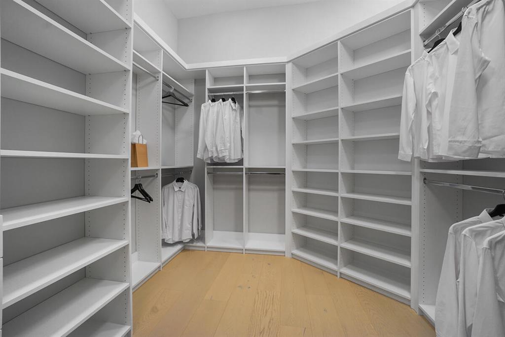 ALTON NEIGHBORHOOD - Residential