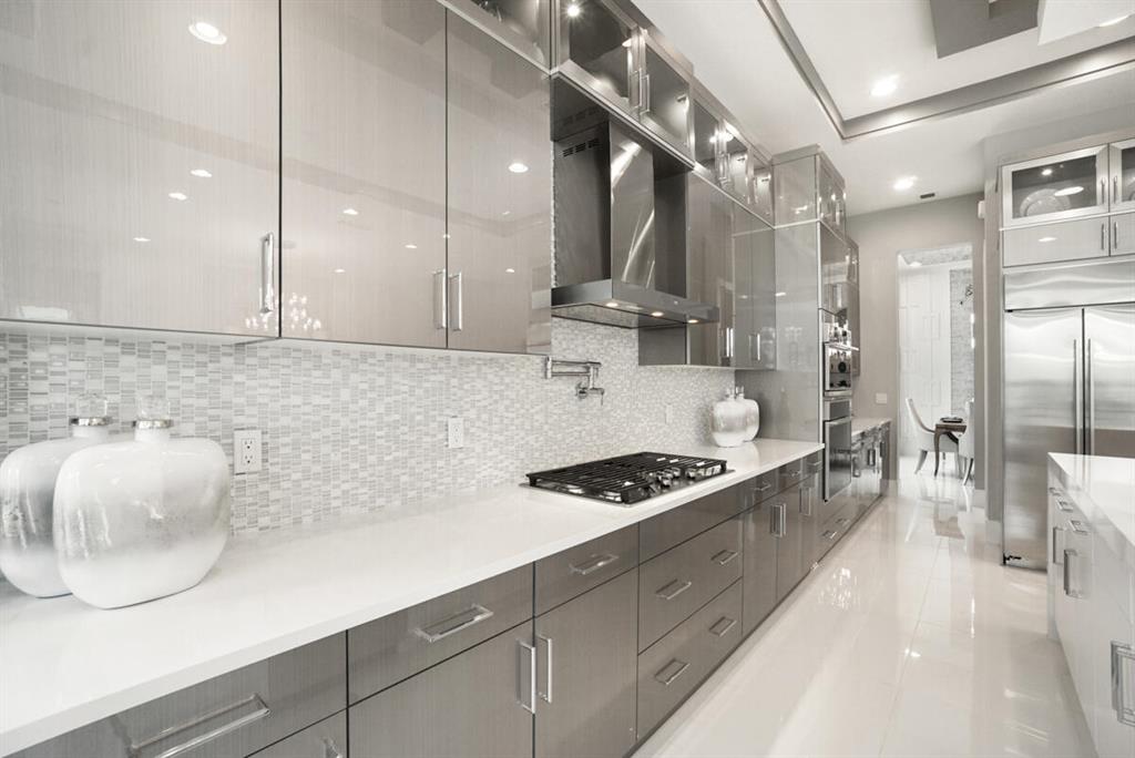 ALTON NEIGHBORHOOD - Residential