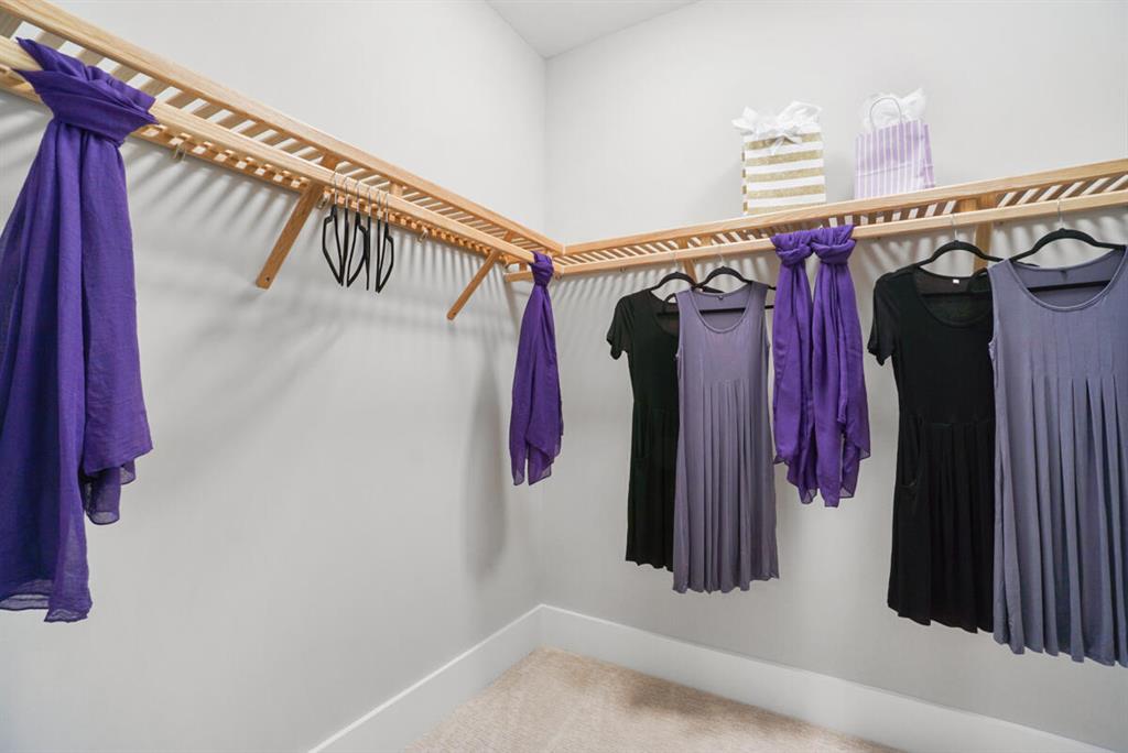 ALTON NEIGHBORHOOD - Residential