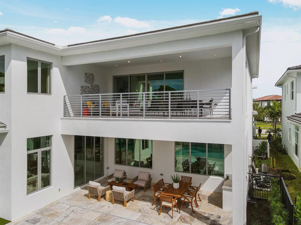 ALTON NEIGHBORHOOD - Residential