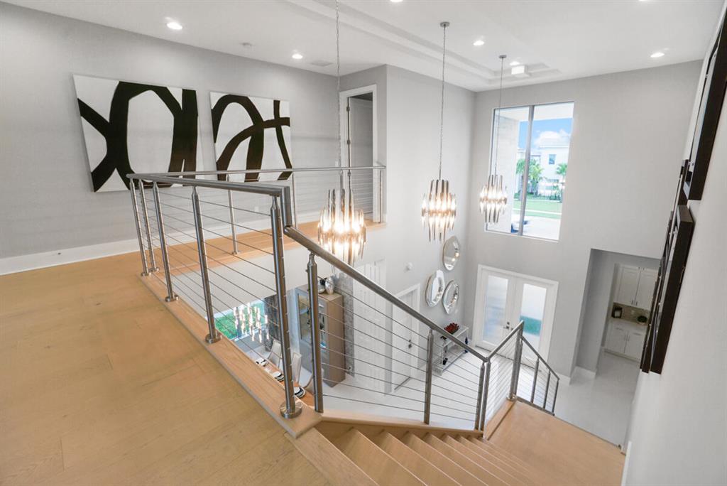 ALTON NEIGHBORHOOD - Residential