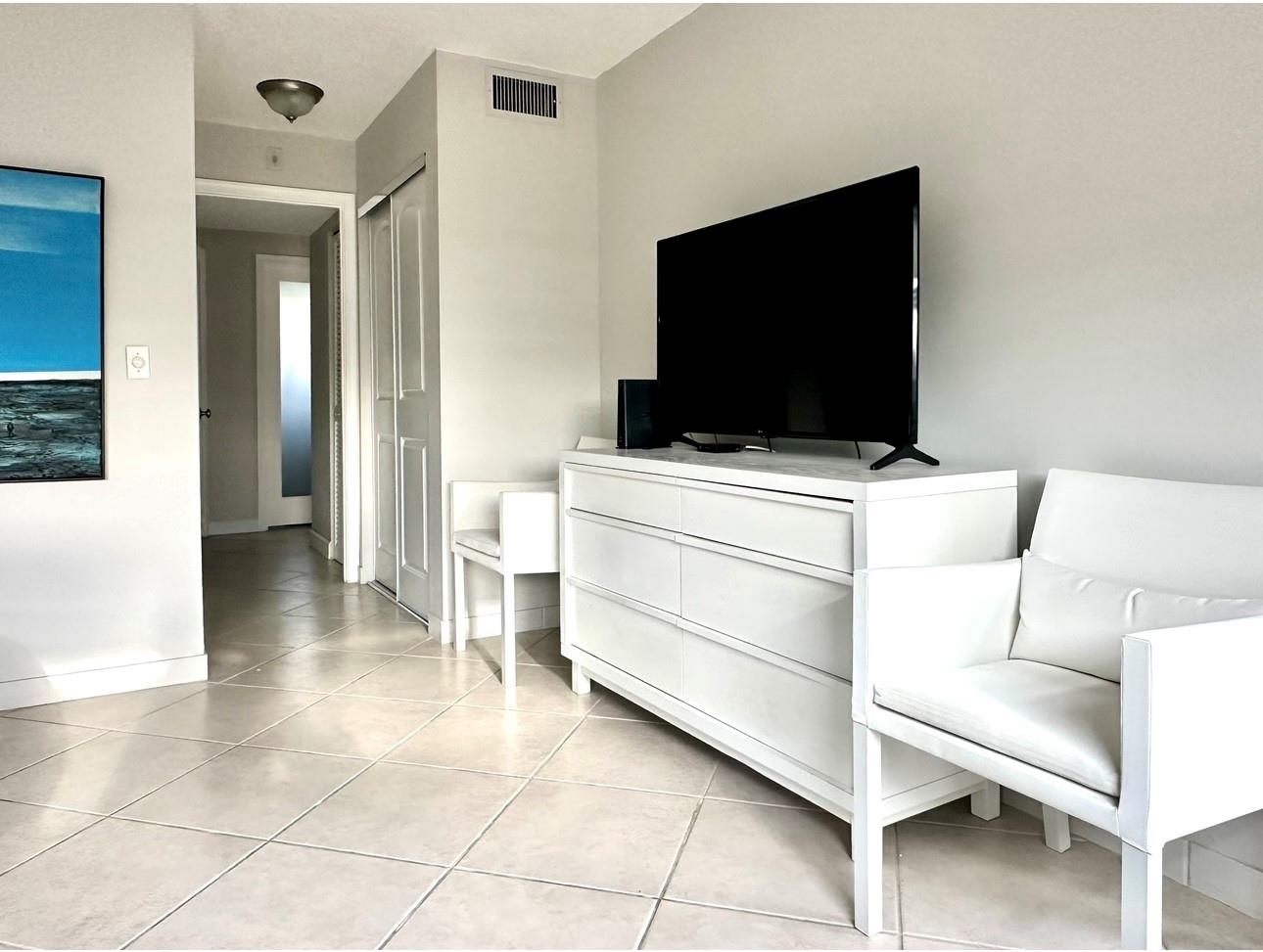 FAIRWAYS ROYALE CONDO - Residential