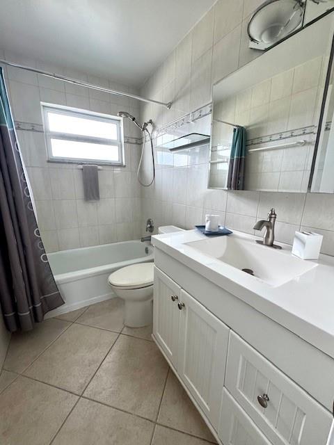 FAIRWAYS ROYALE CONDO - Residential