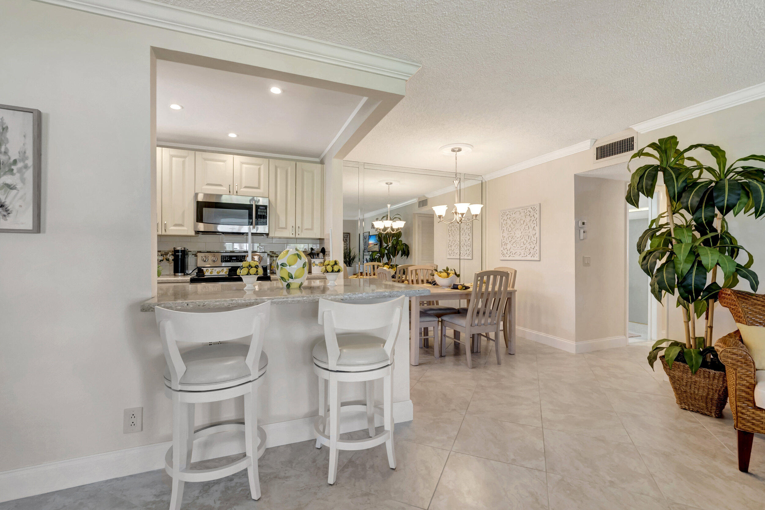 HIGH POINT OF DELRAY BEACH CONDO SEC III - Residential