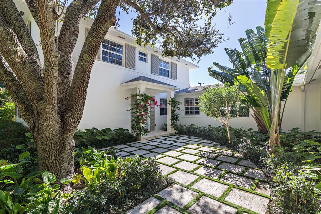 ESSEX LANE IN - Residential