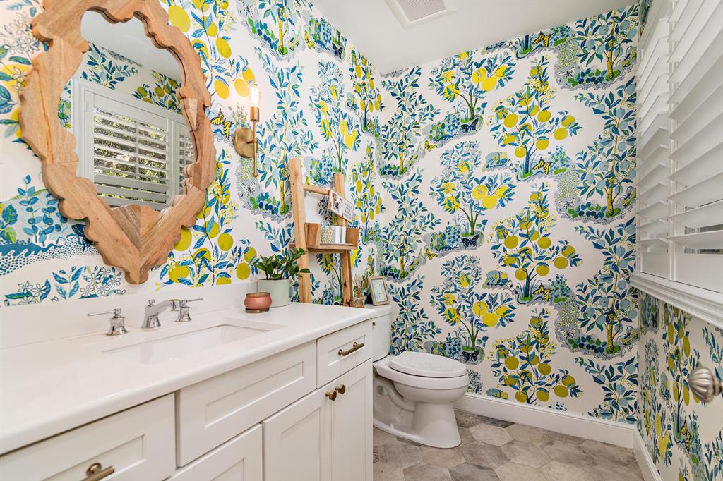 ESSEX LANE IN - Residential