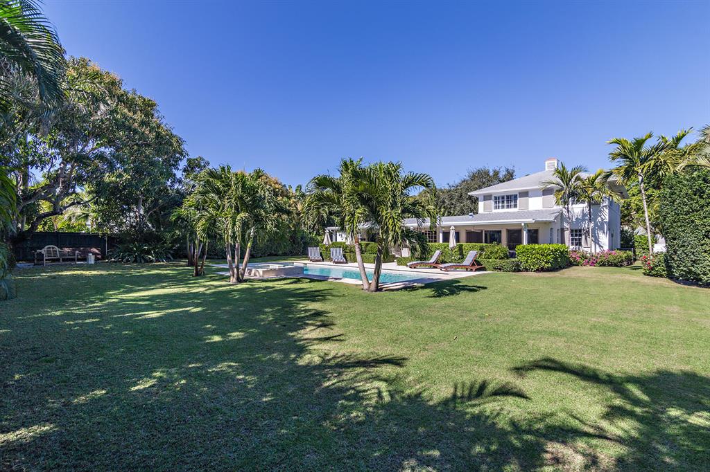 ESSEX LANE IN - Residential