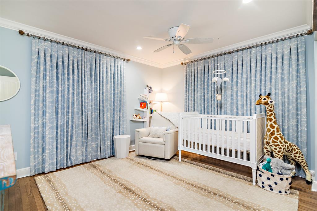 ESSEX LANE IN - Residential