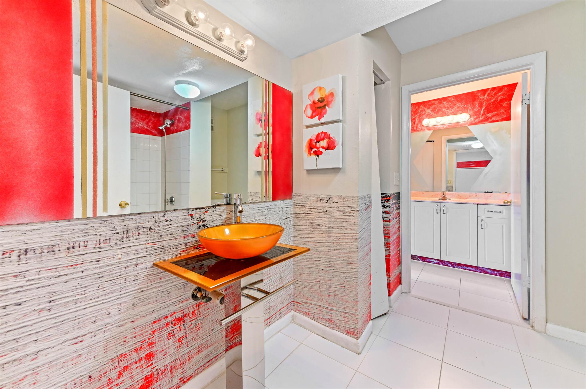 PALM LAKE - Residential