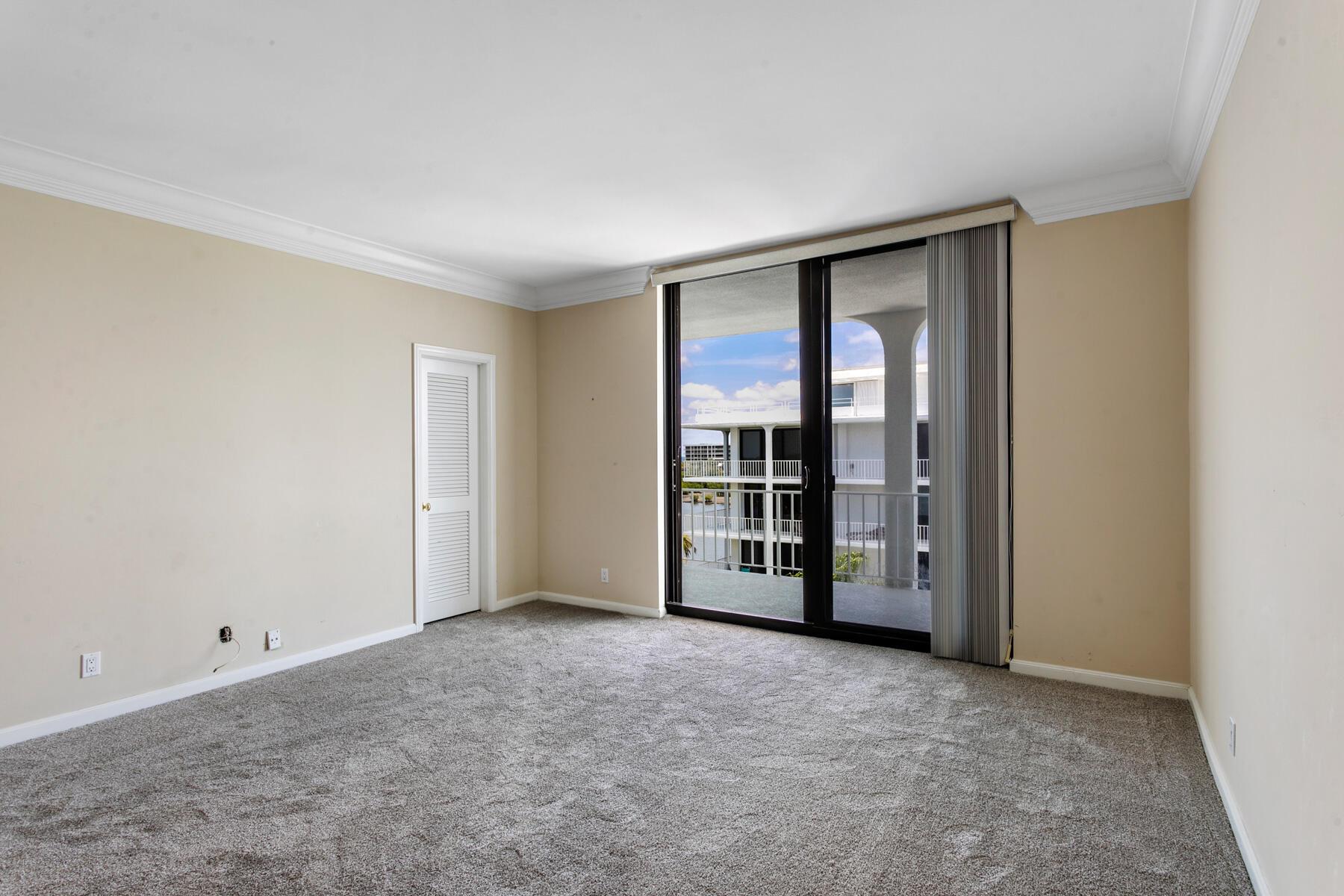 TOWER VALLANDRY IBIS ISLE - Residential