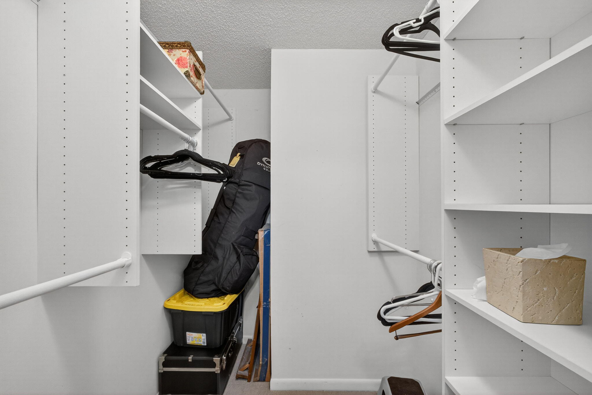 PINE CREST CONDO - Residential Lease