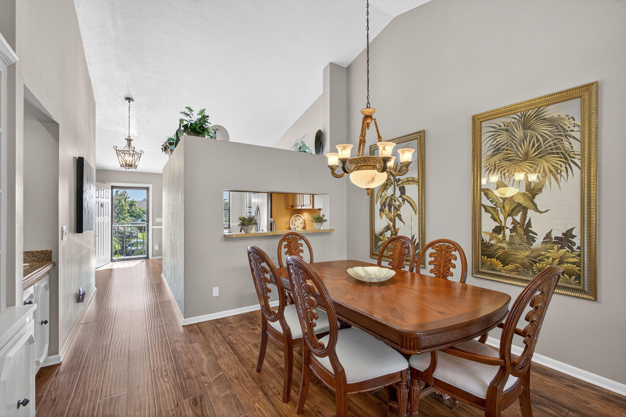 PINE CREST CONDO - Residential Lease