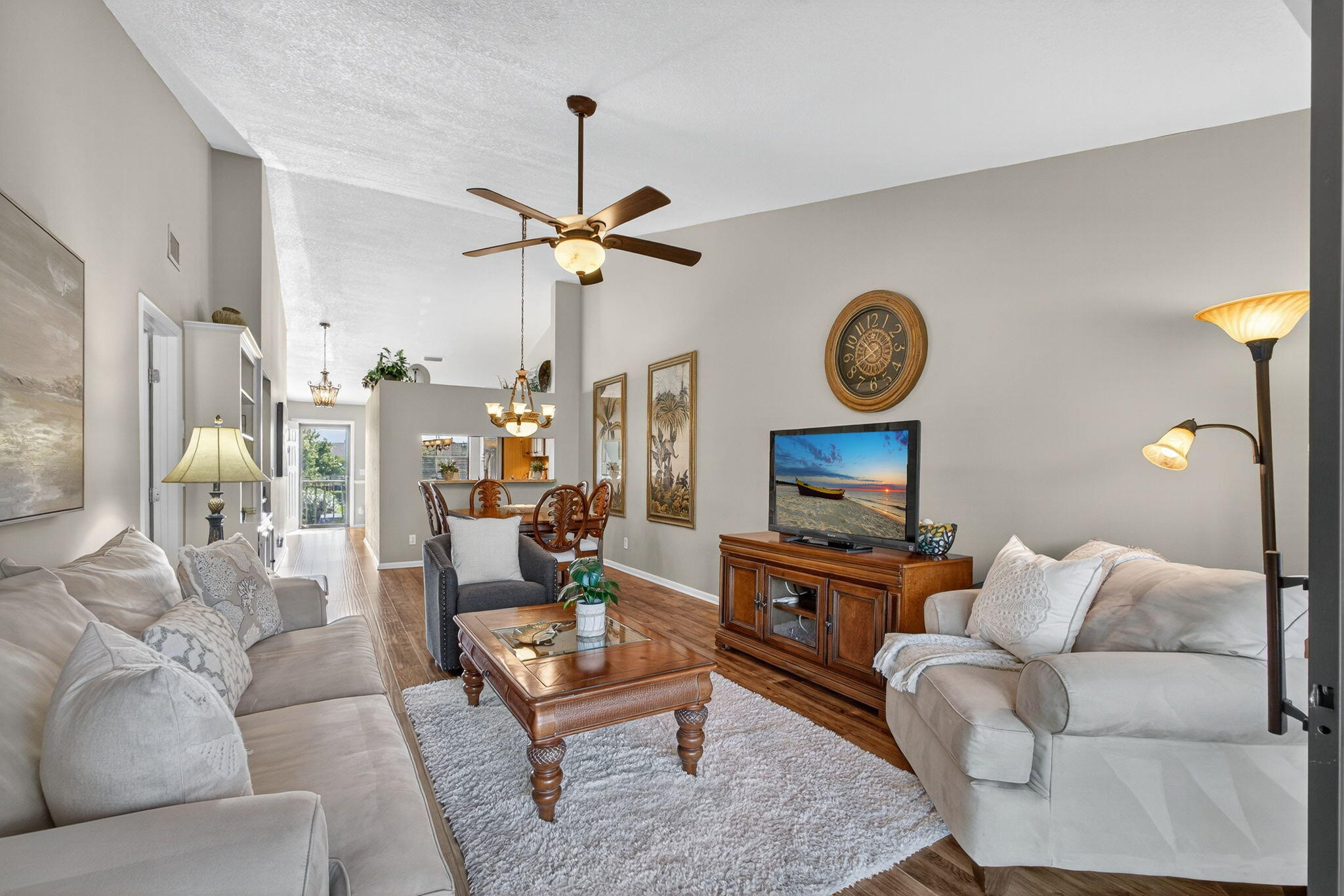 PINE CREST CONDO - Residential Lease