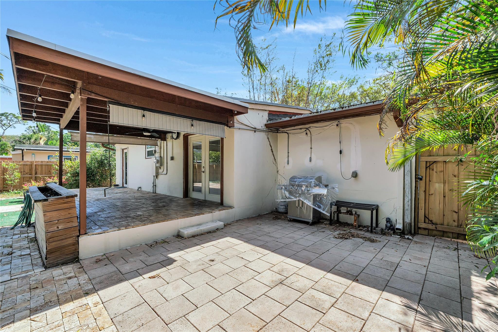 Sherwood Forest 30-28 B - Residential