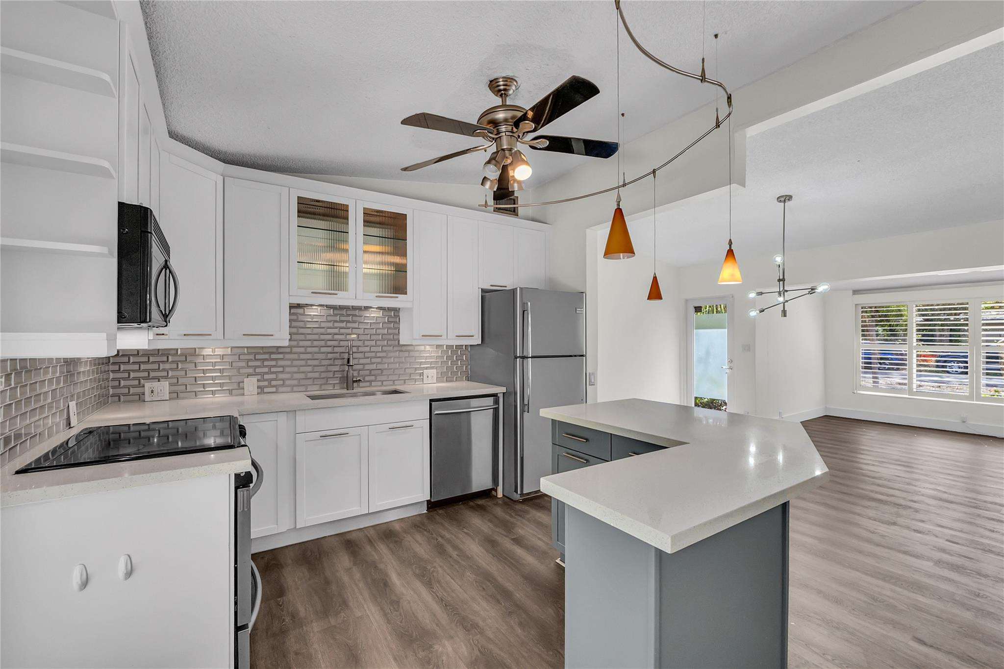 Sherwood Forest 30-28 B - Residential