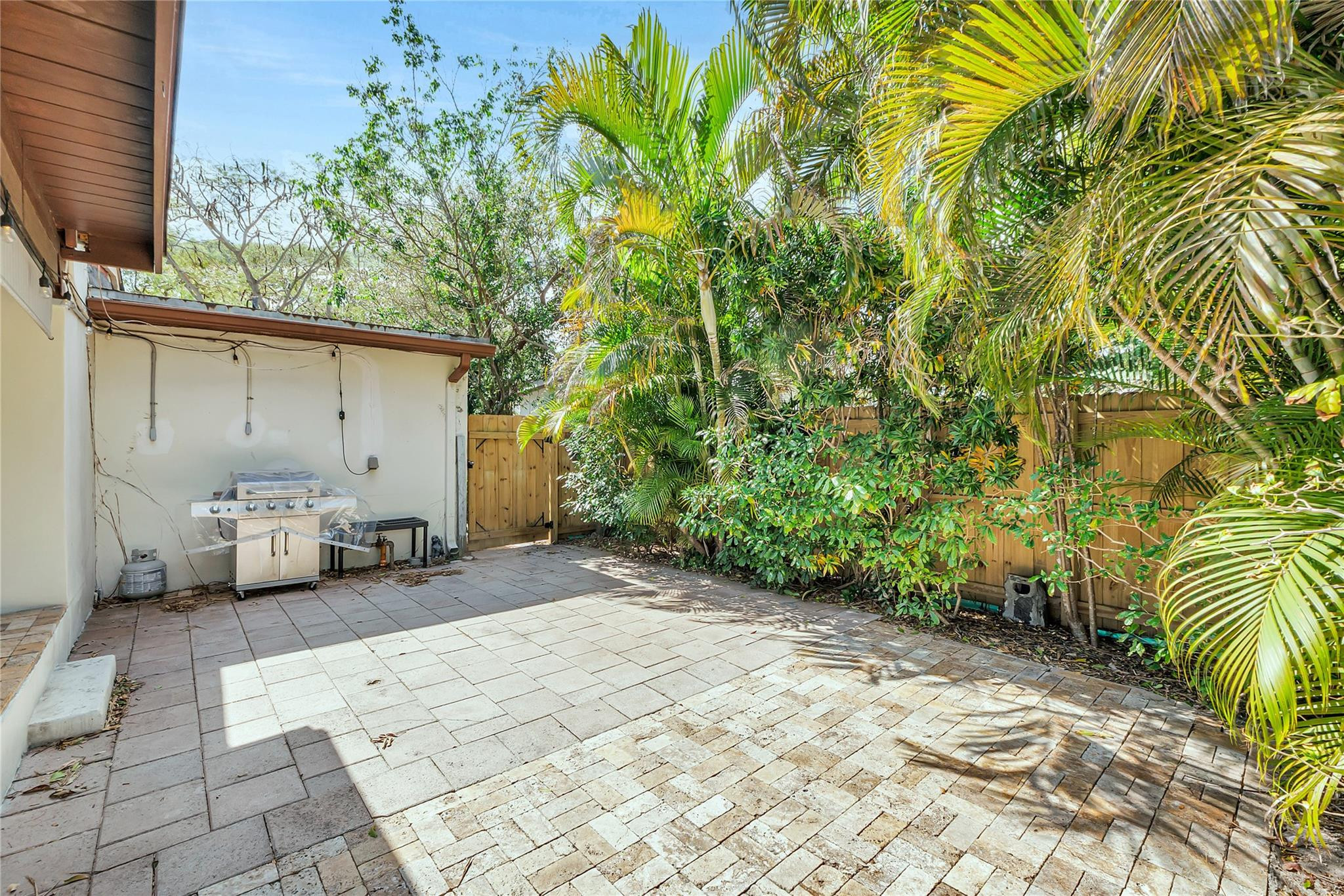 Sherwood Forest 30-28 B - Residential