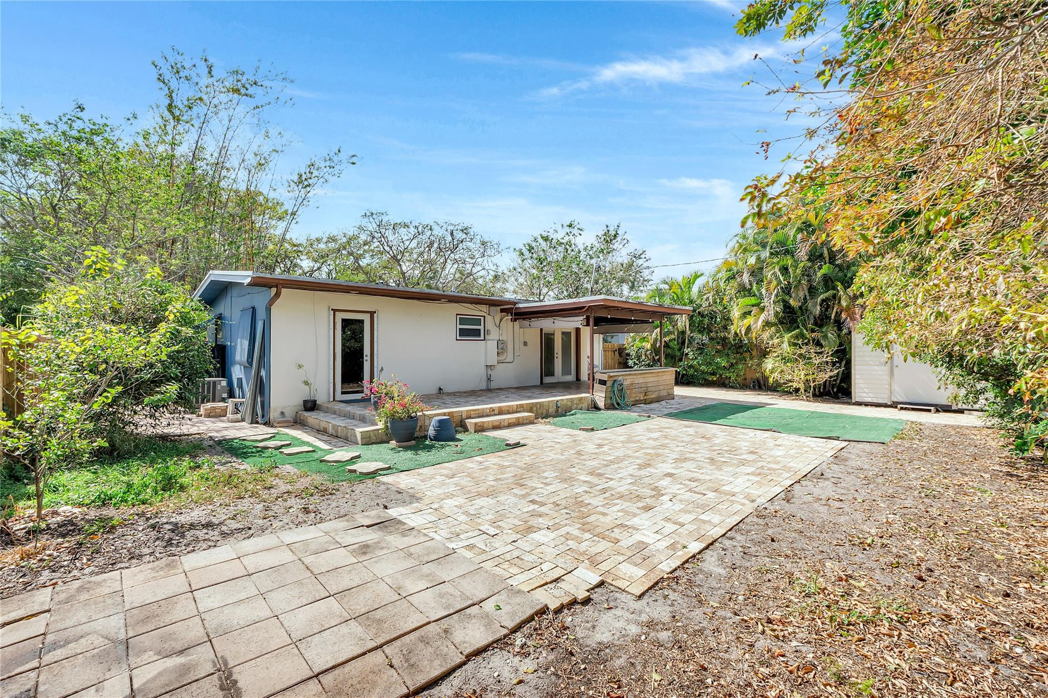 Sherwood Forest 30-28 B - Residential