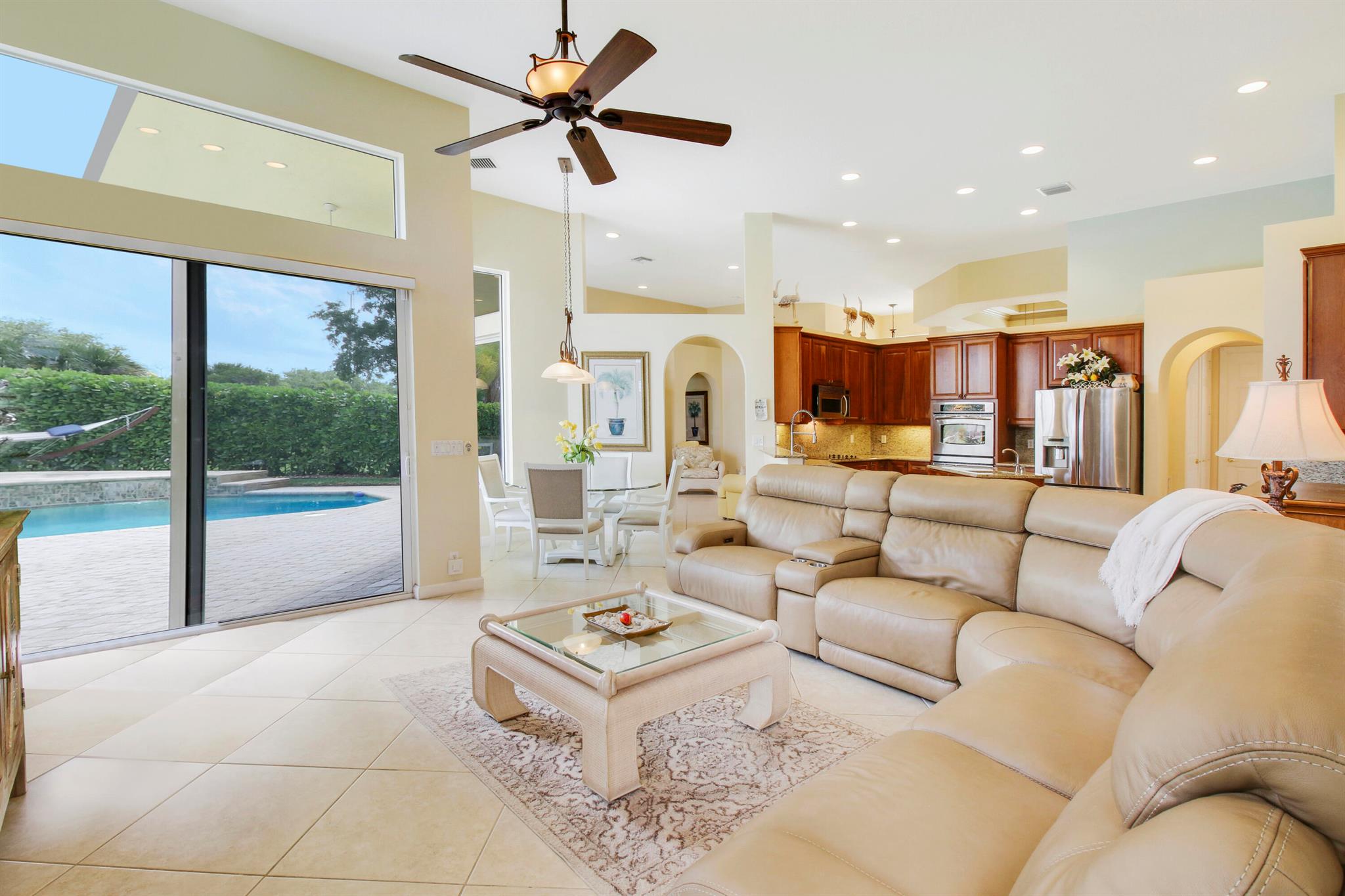 LOST RIVER COVE - Residential