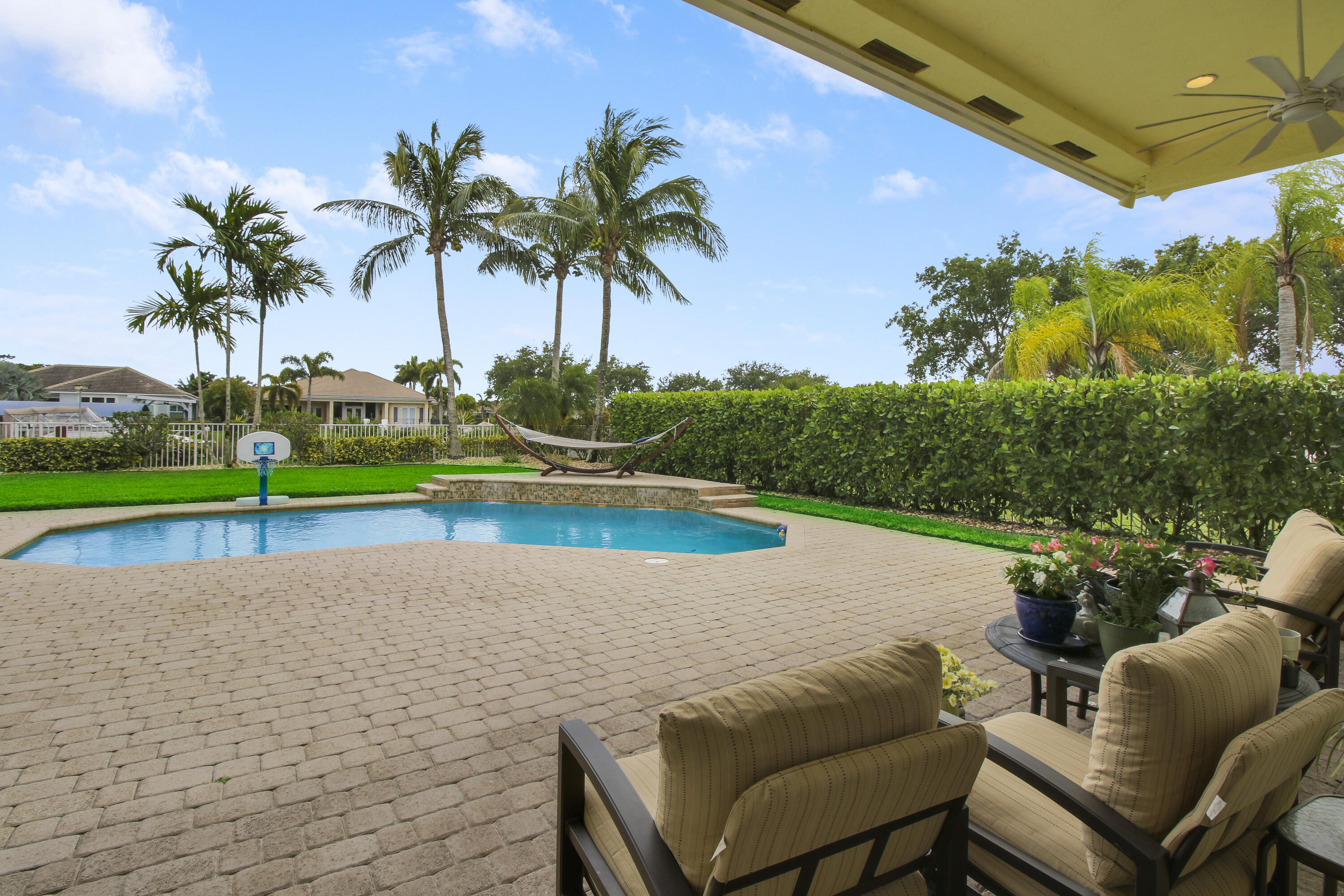 LOST RIVER COVE - Residential