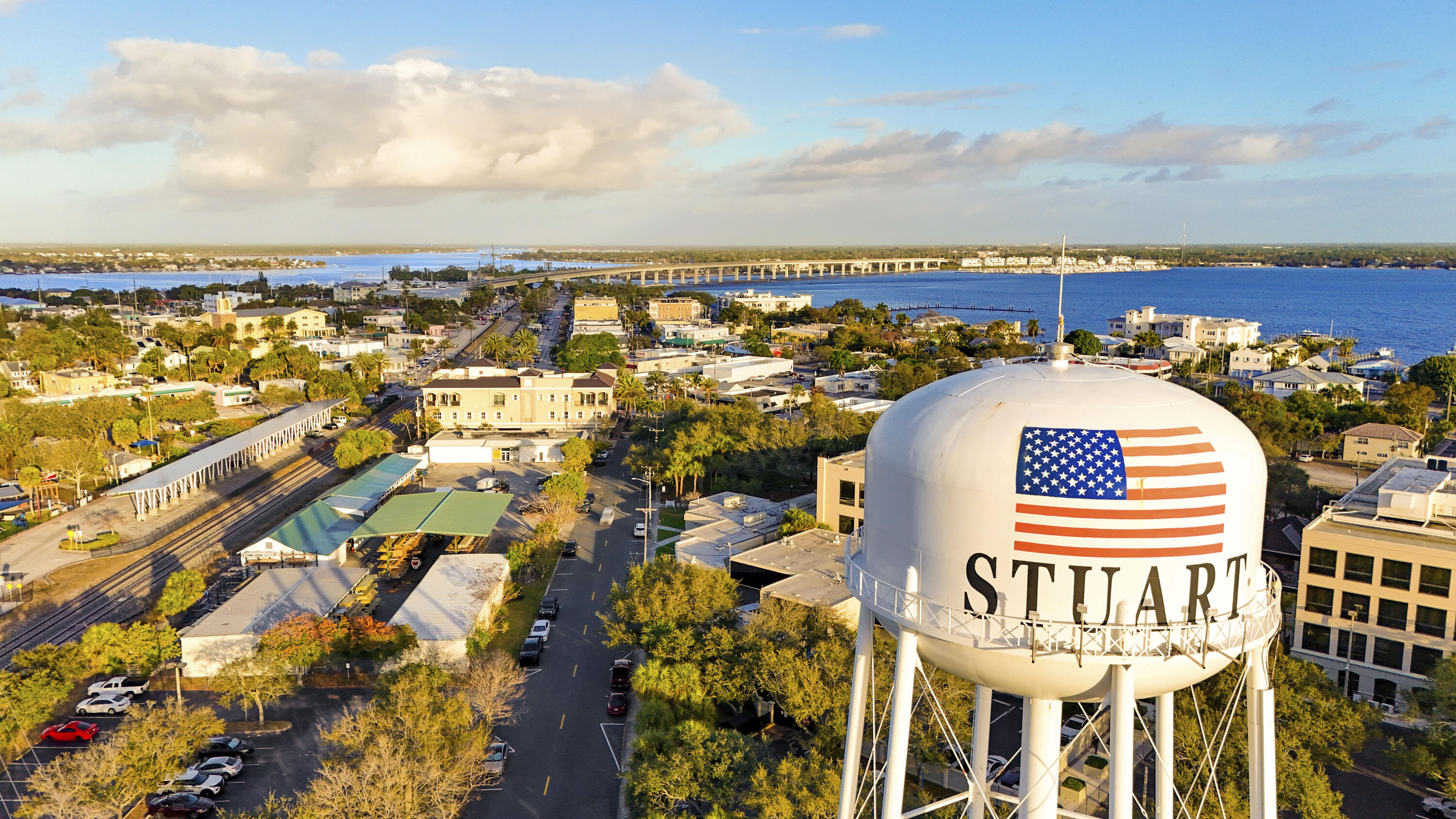 LOST RIVER COVE - Residential