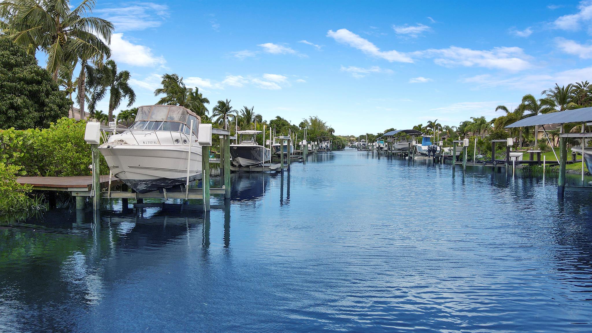 LOST RIVER COVE - Residential