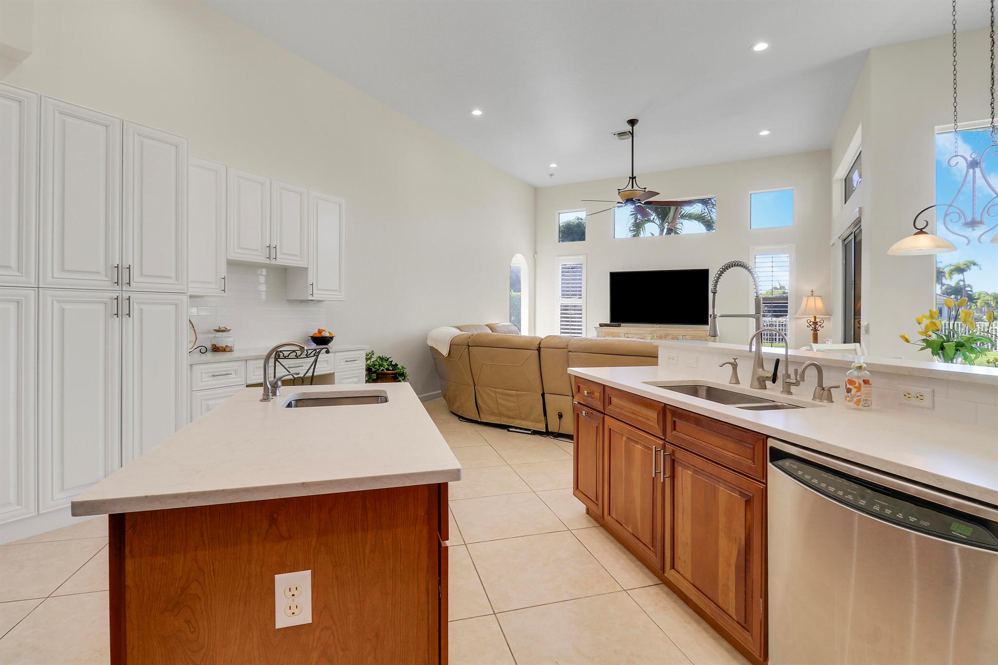 LOST RIVER COVE - Residential