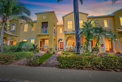 115 Seagrape Drive Unit 203, Jupiter, FL 33458 - MLS#: R11077813
