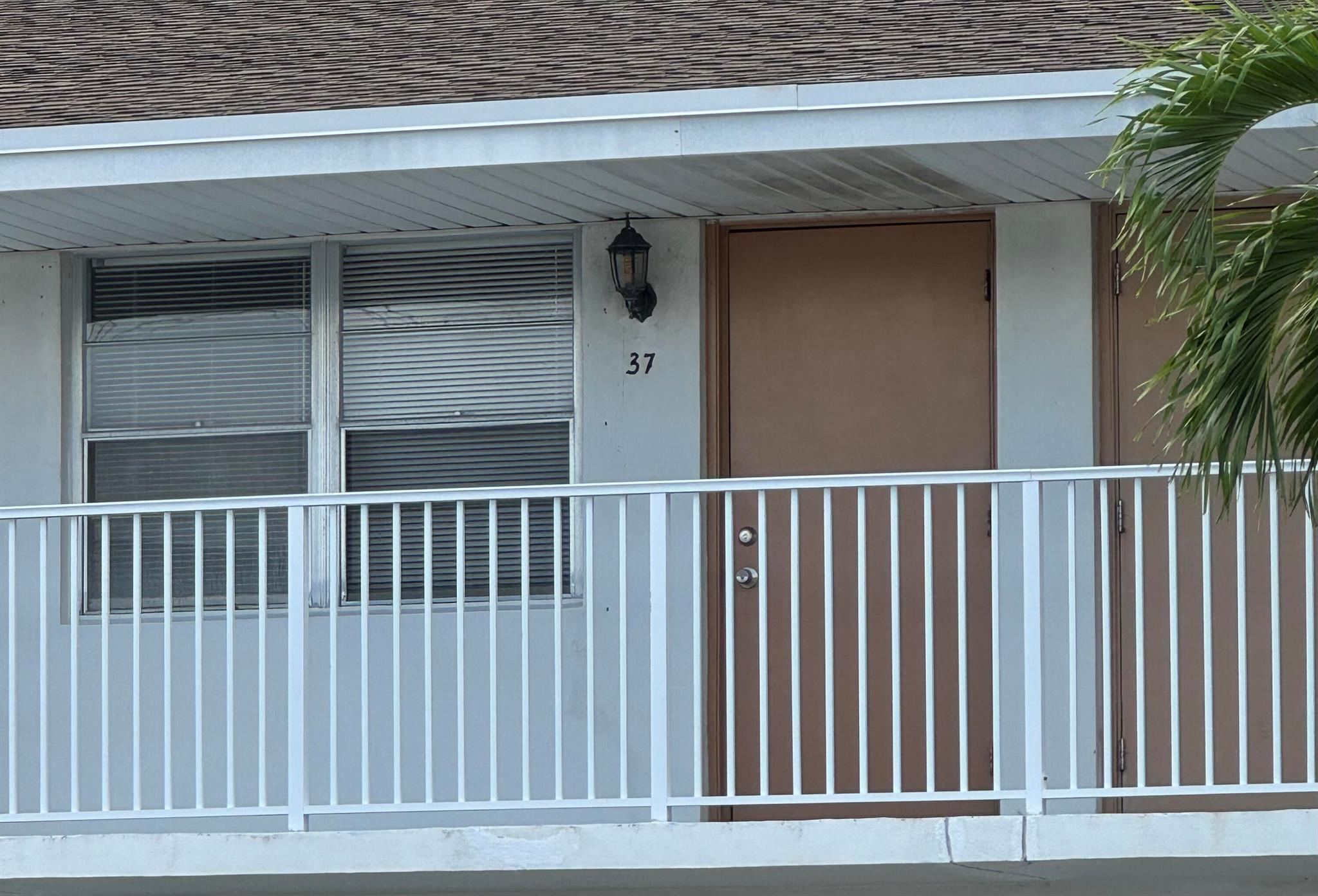 LAKE VIEW CONDO APTS - Residential