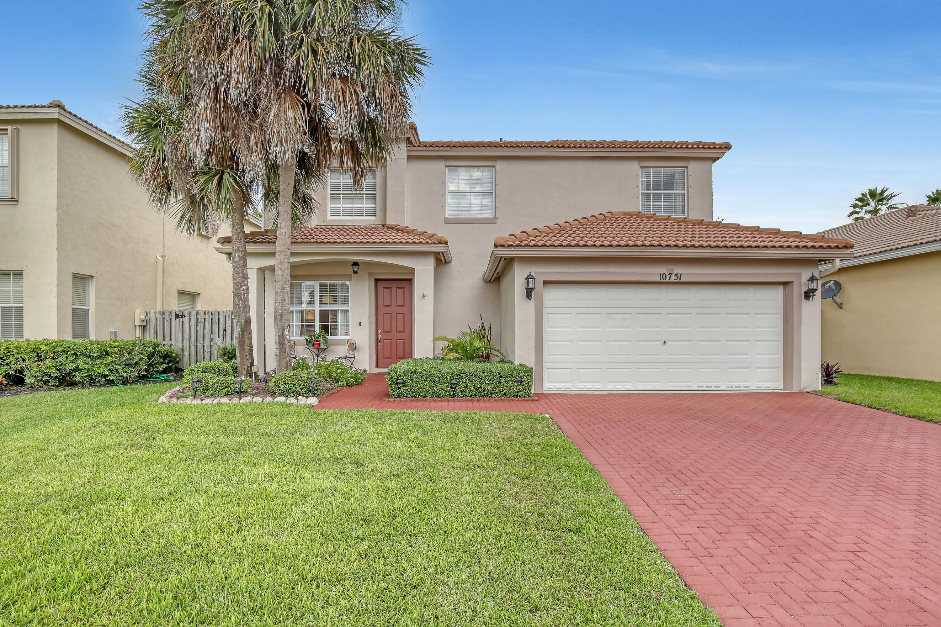 Properties 10751 Oak Bend Way