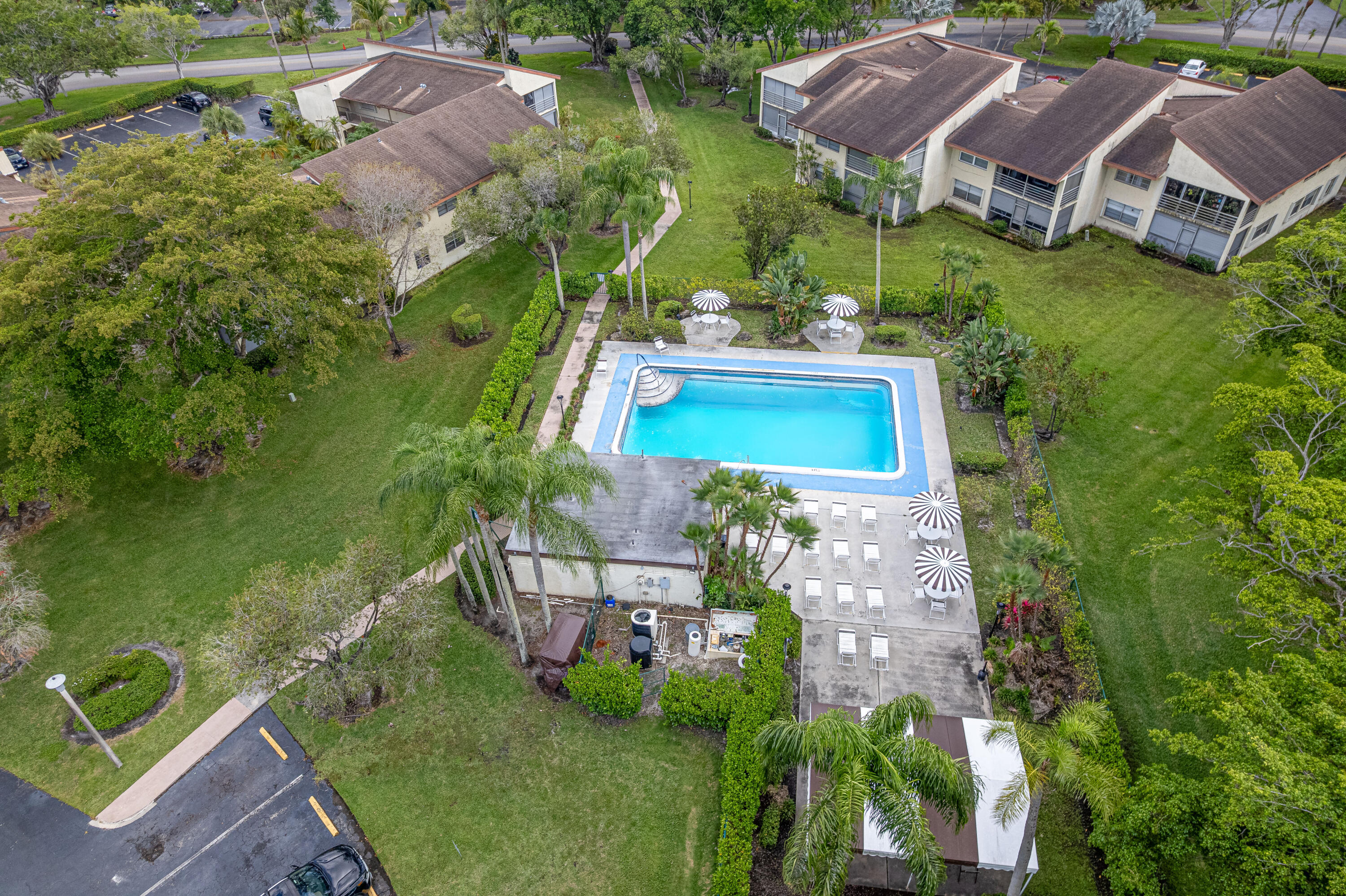 CYPRESS AT WOODMONT - Residential