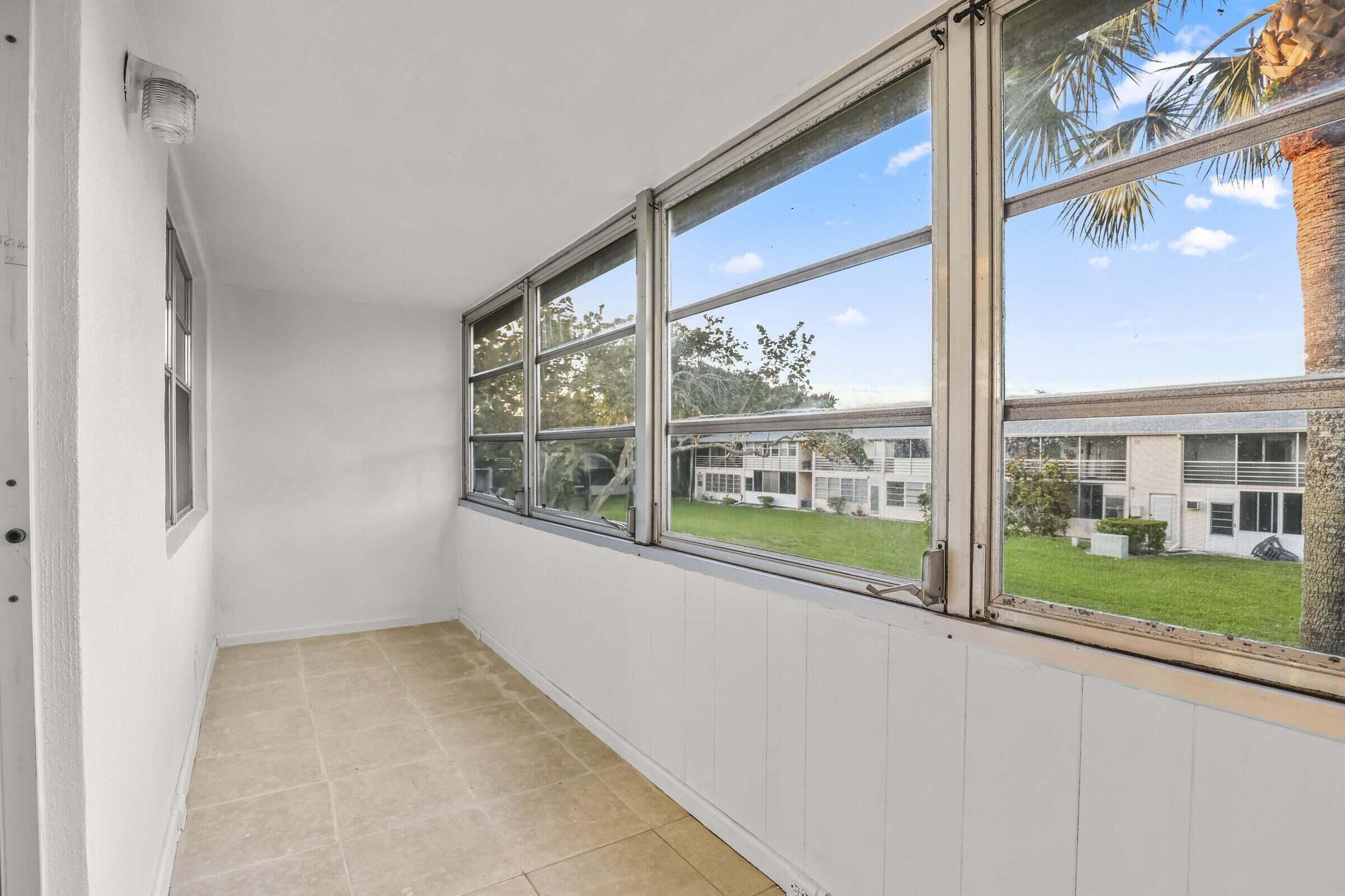 HASTINGS CONDOS - Residential