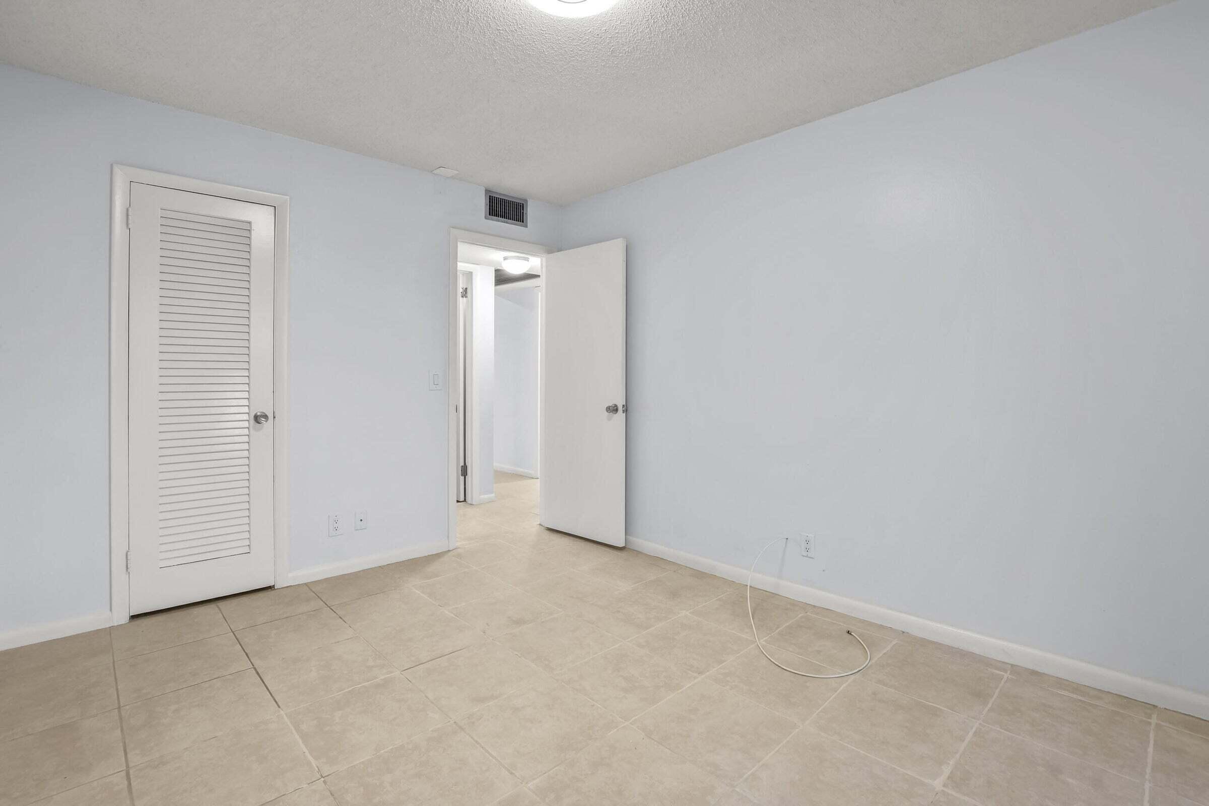 HASTINGS CONDOS - Residential