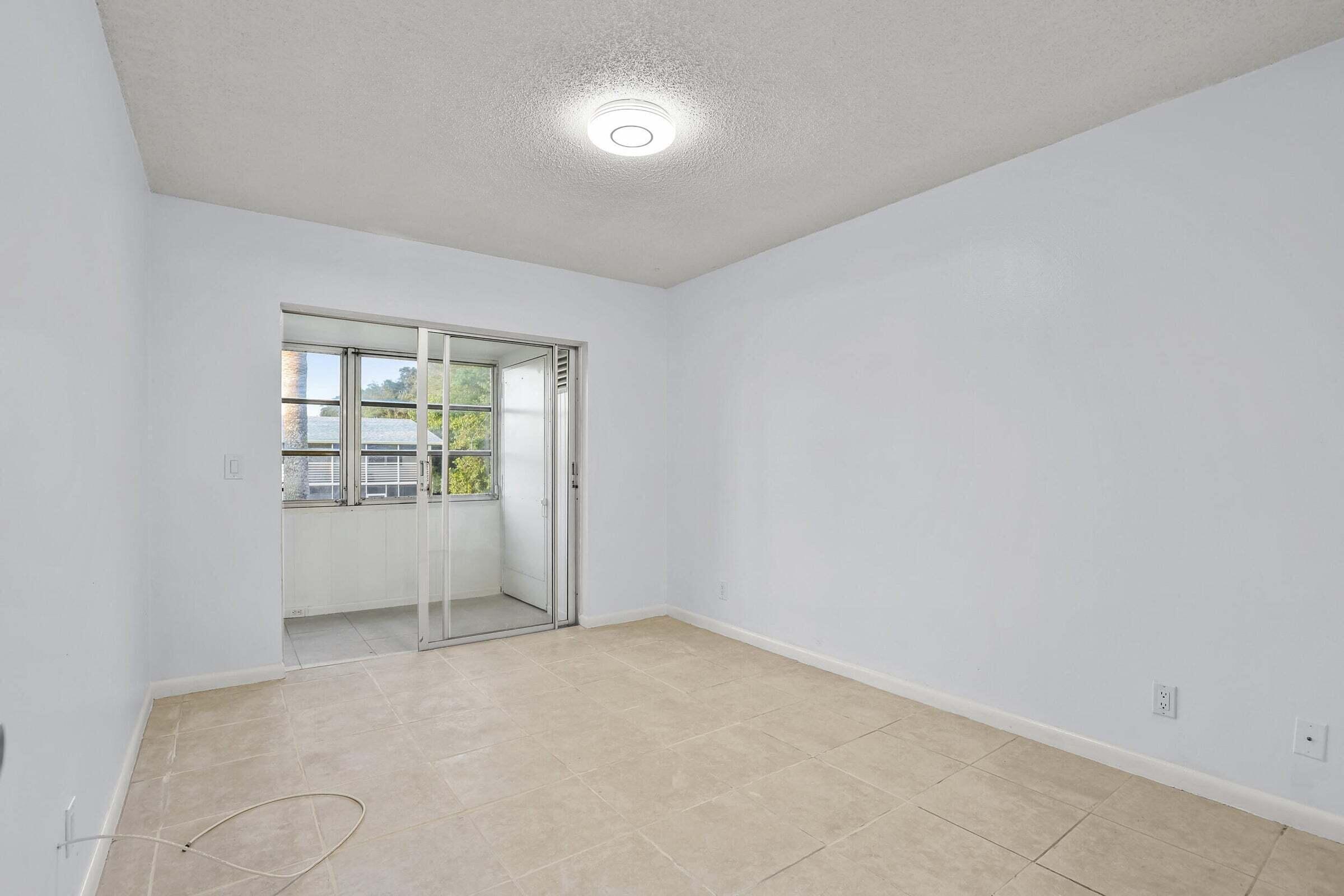 HASTINGS CONDOS - Residential