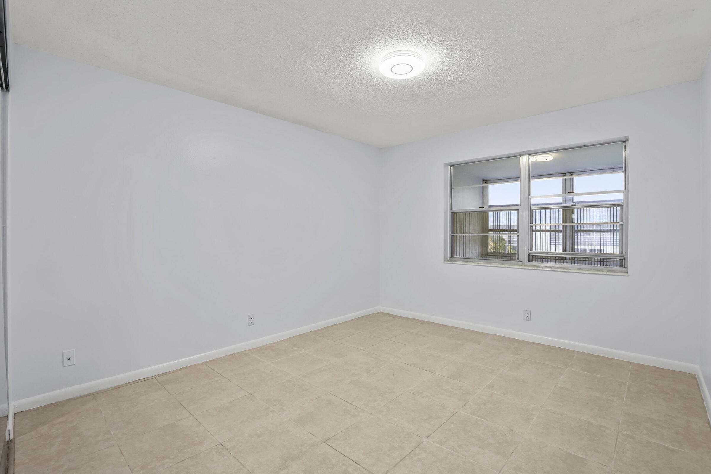 HASTINGS CONDOS - Residential