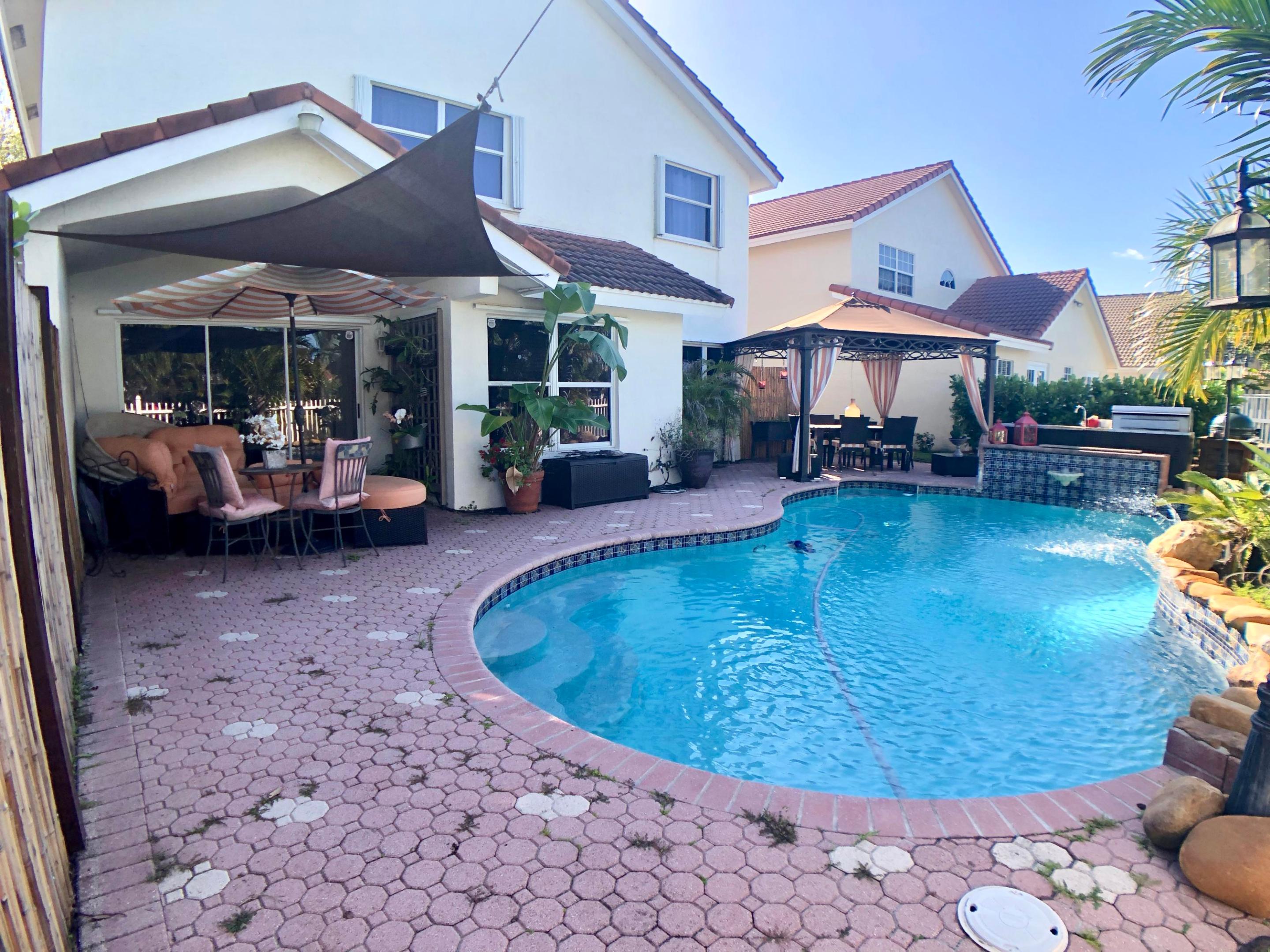 HOLIDAY SPRINGS EAST - Residential