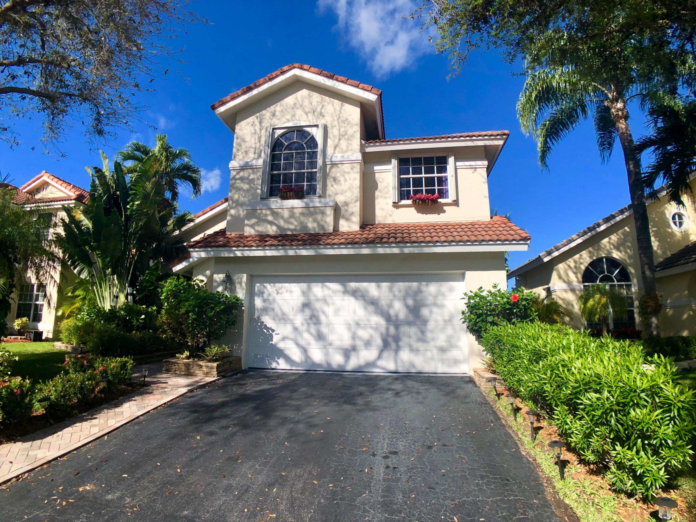 HOLIDAY SPRINGS EAST - Residential