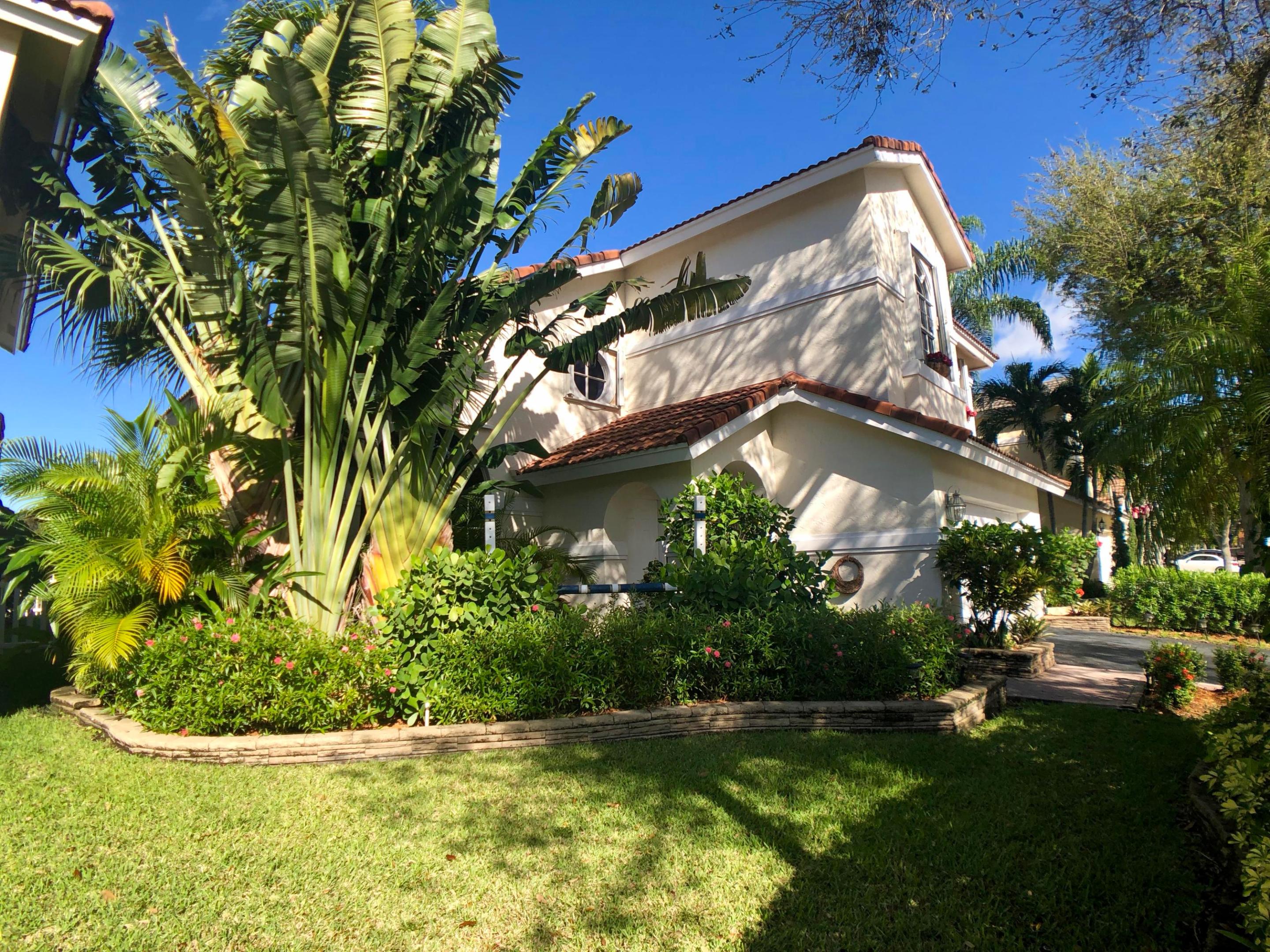 HOLIDAY SPRINGS EAST - Residential