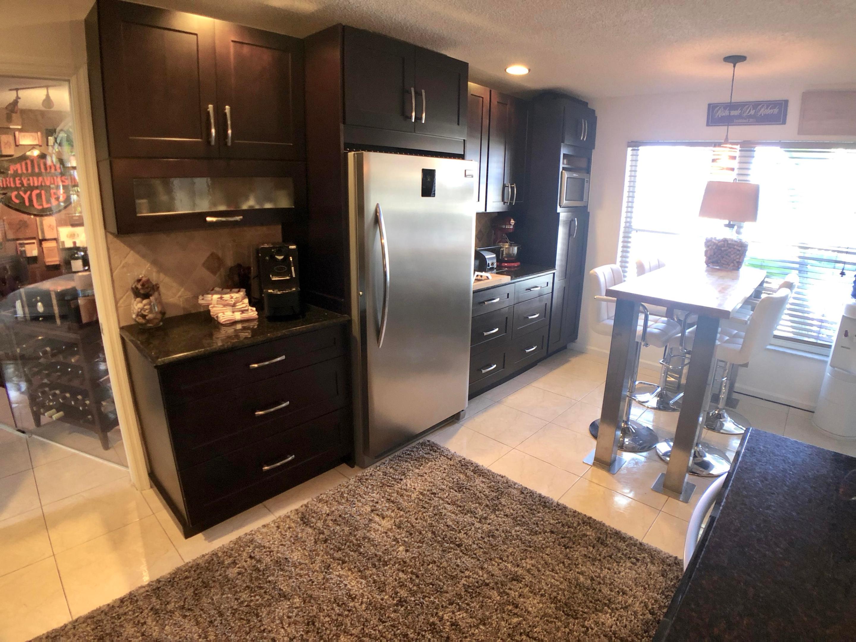 HOLIDAY SPRINGS EAST - Residential