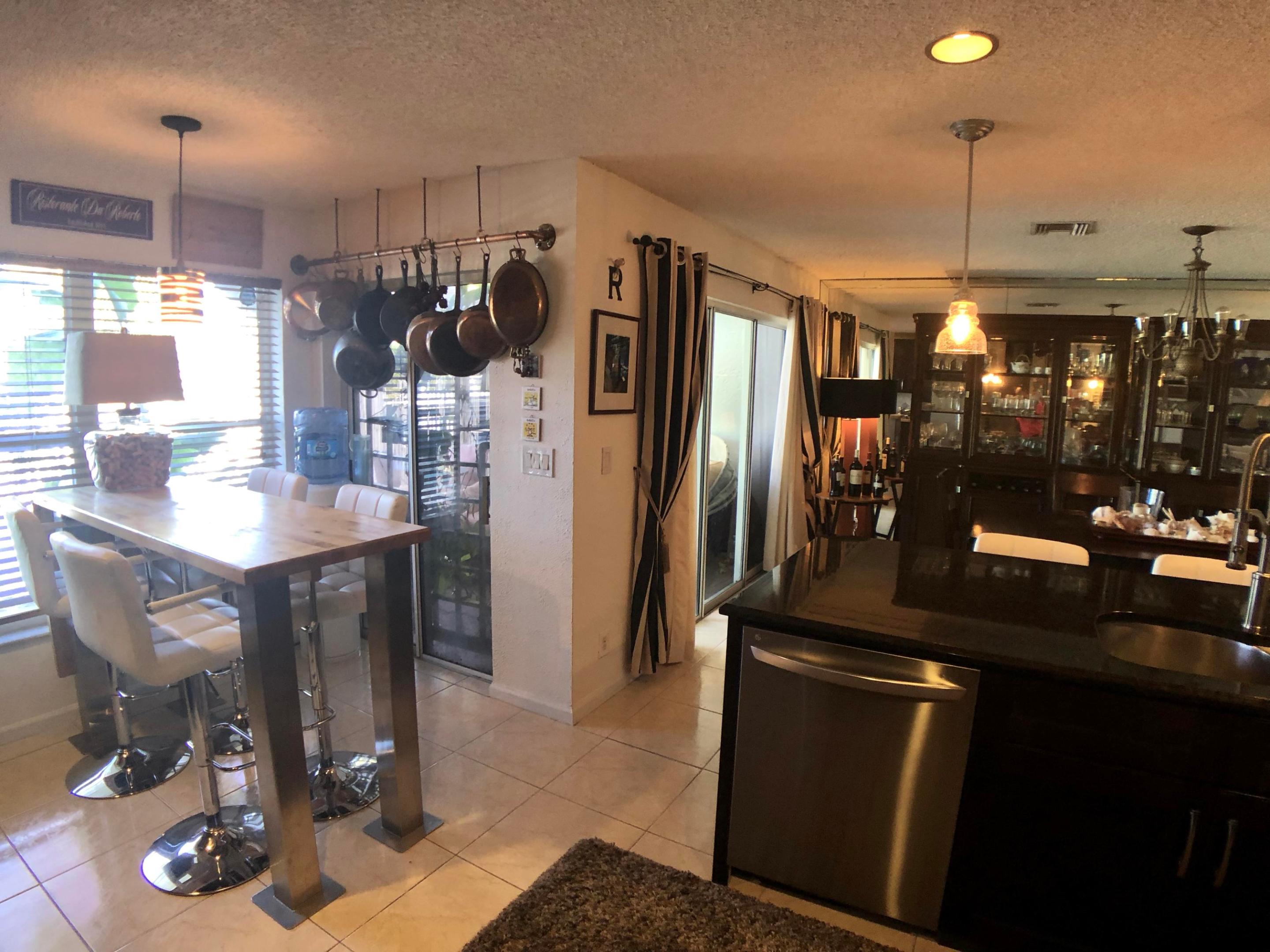 HOLIDAY SPRINGS EAST - Residential