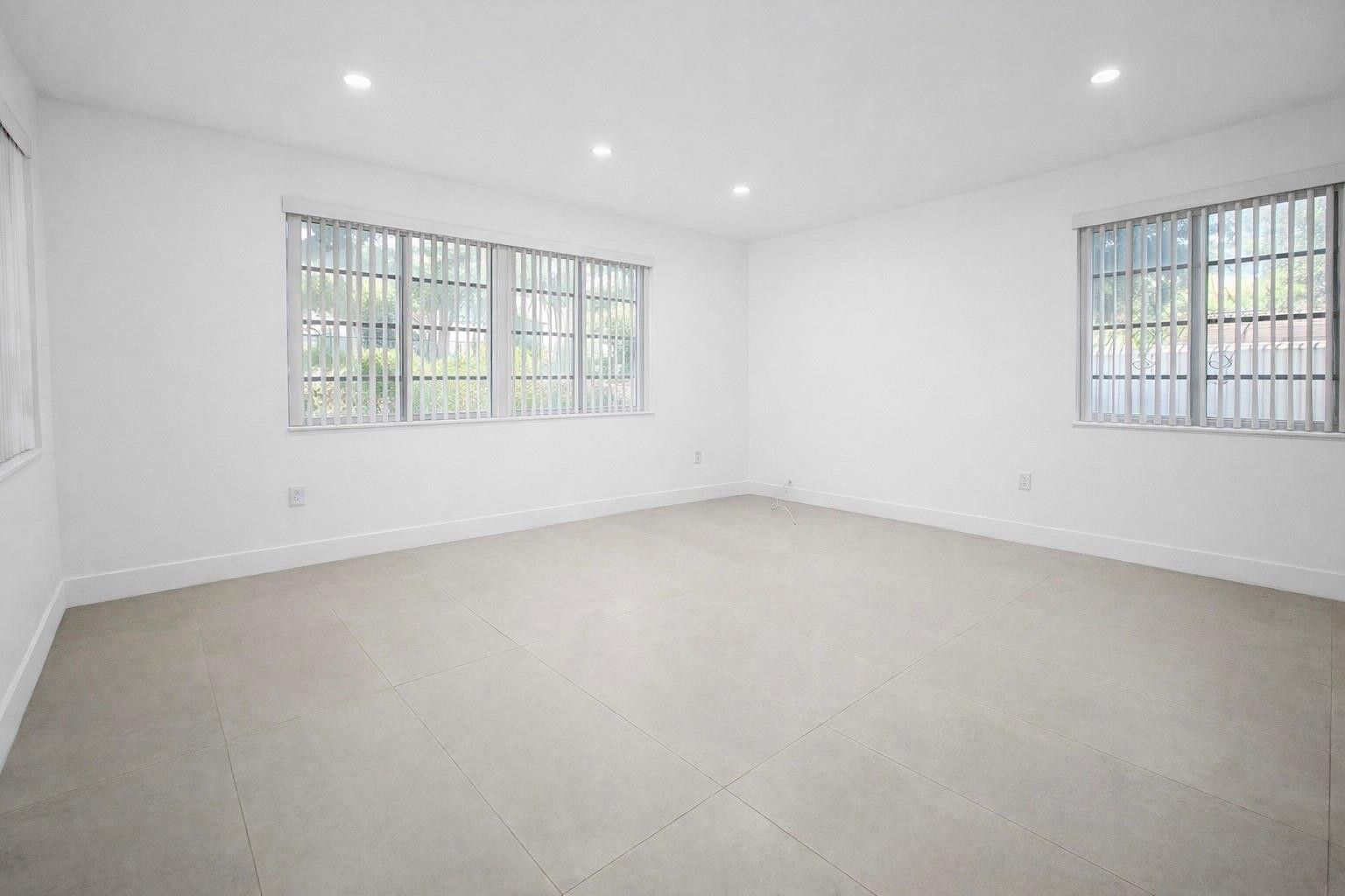 CORAL TERR SEC NO 2 - Residential Lease