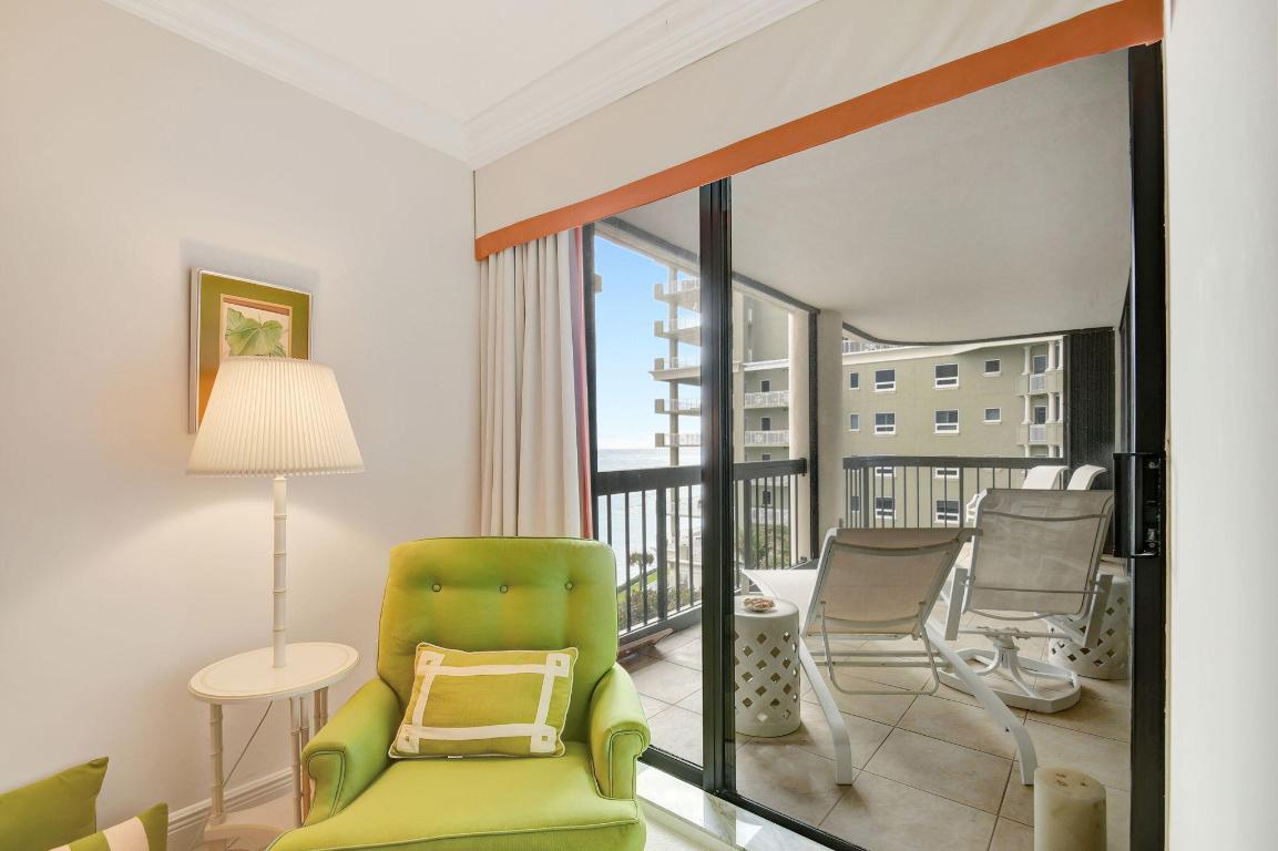 EASTPOINTE CONDO - Residential