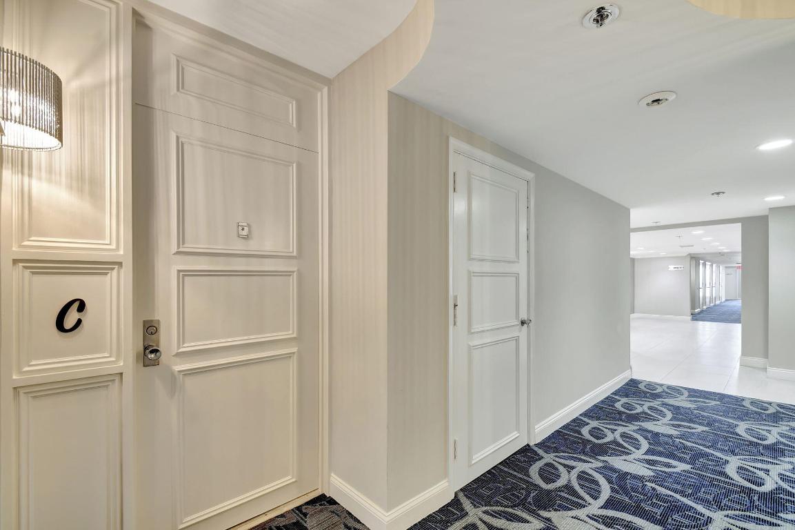 EASTPOINTE CONDO - Residential