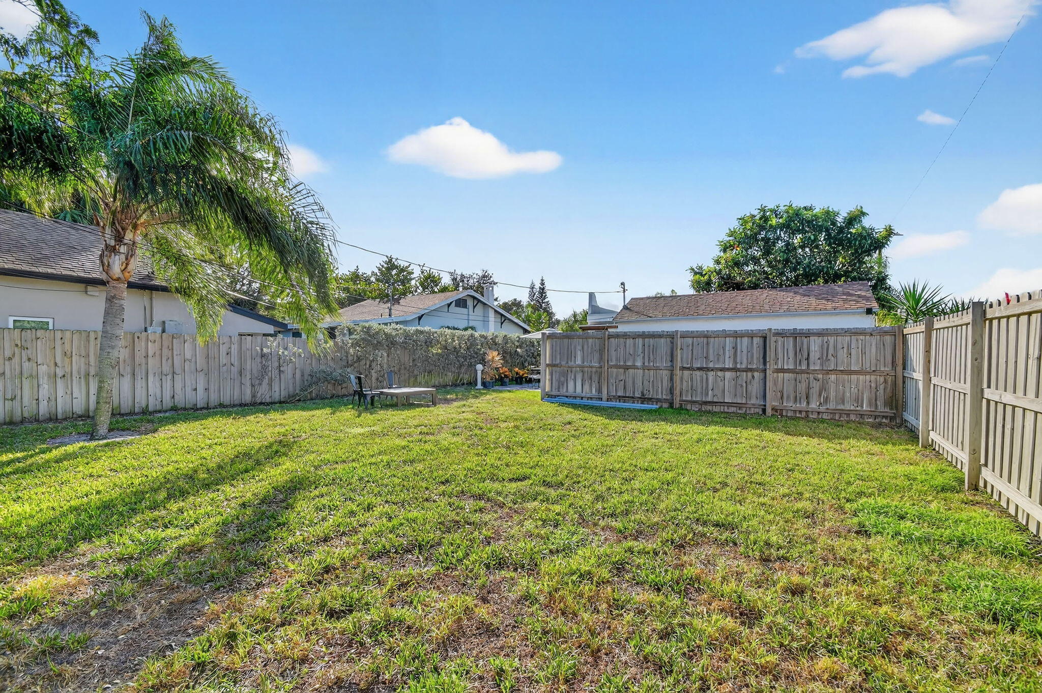 LAKE WORTH TOWN OF - Residential Lease