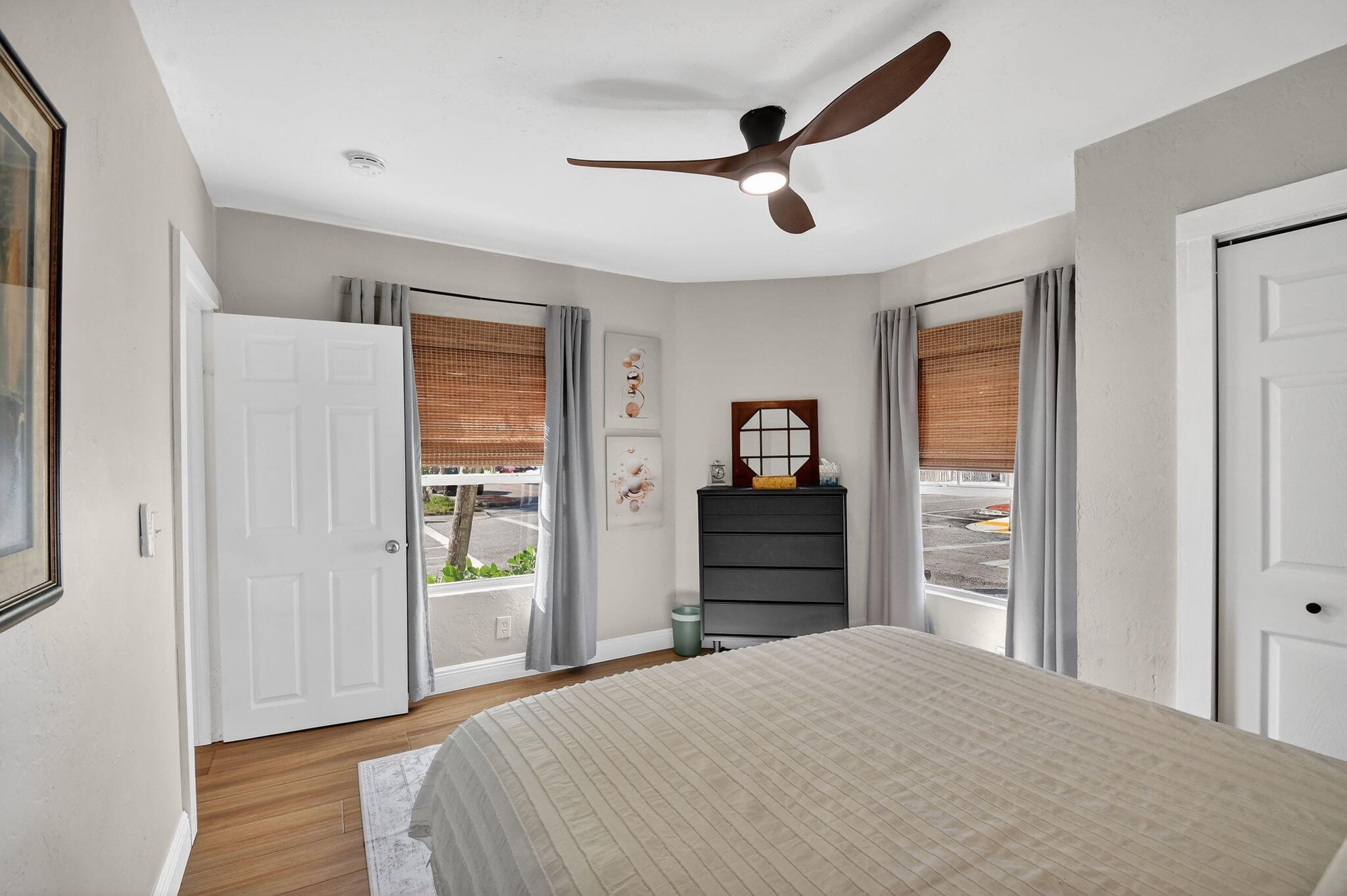 LAKE WORTH TOWN OF - Residential Lease