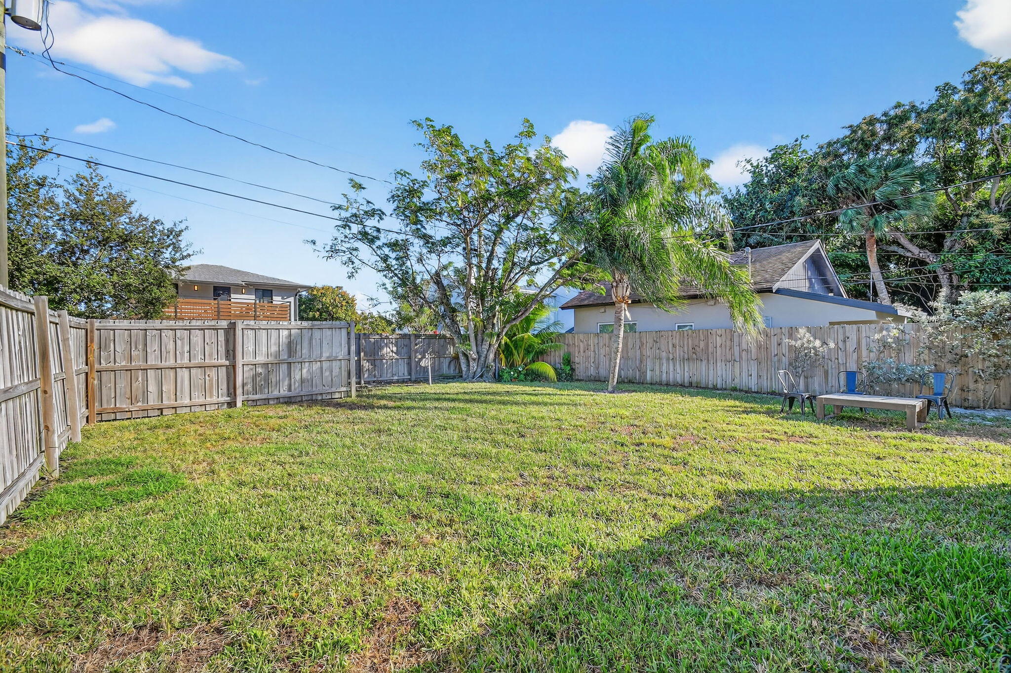 LAKE WORTH TOWN OF - Residential Lease