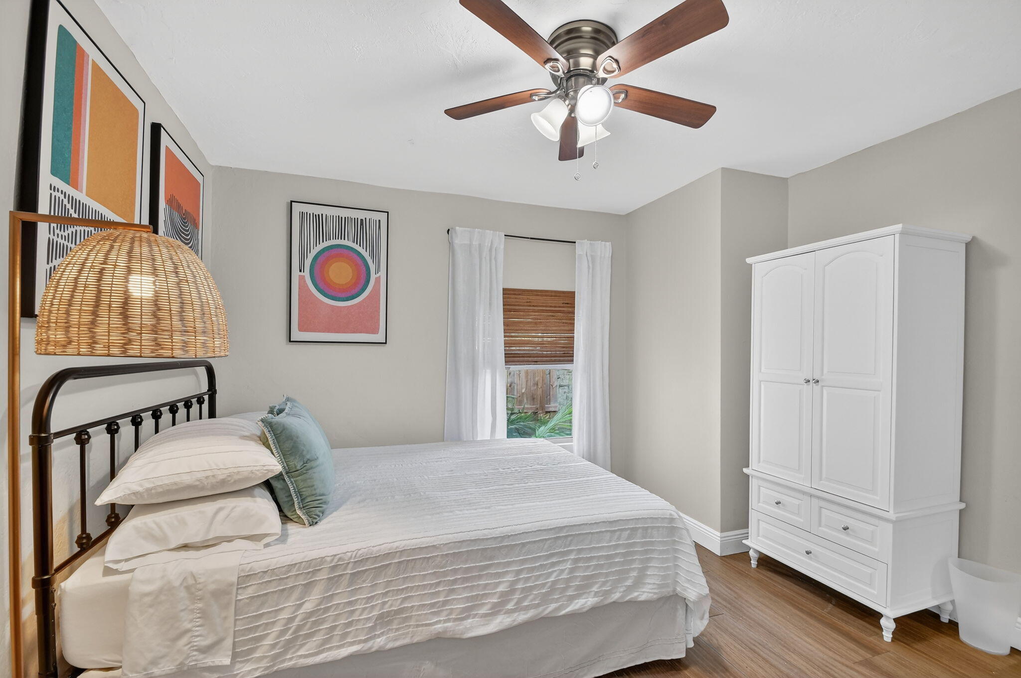 LAKE WORTH TOWN OF - Residential Lease