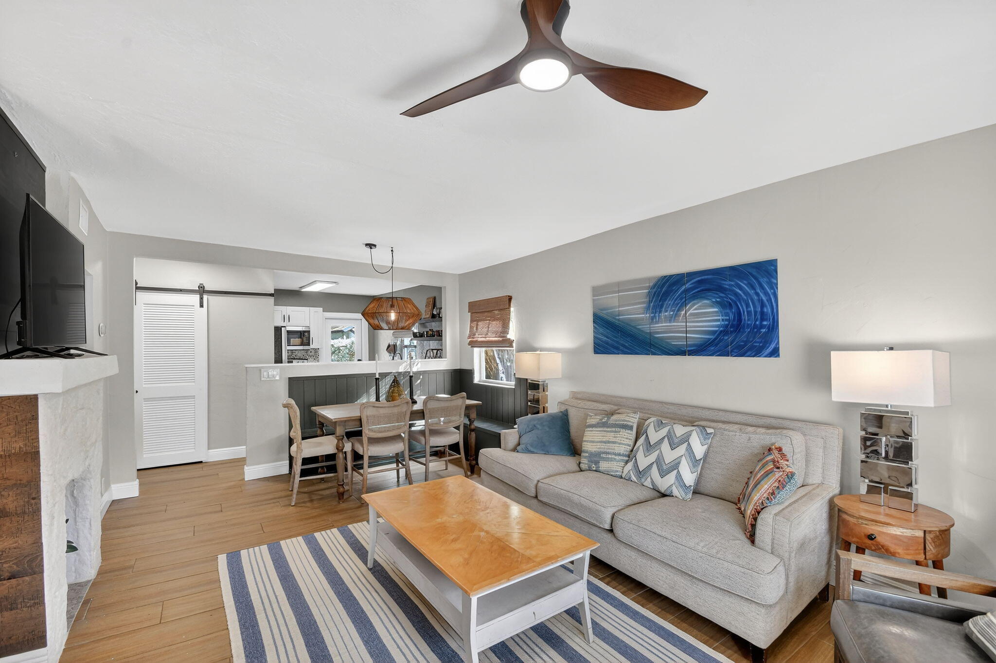 LAKE WORTH TOWN OF - Residential Lease