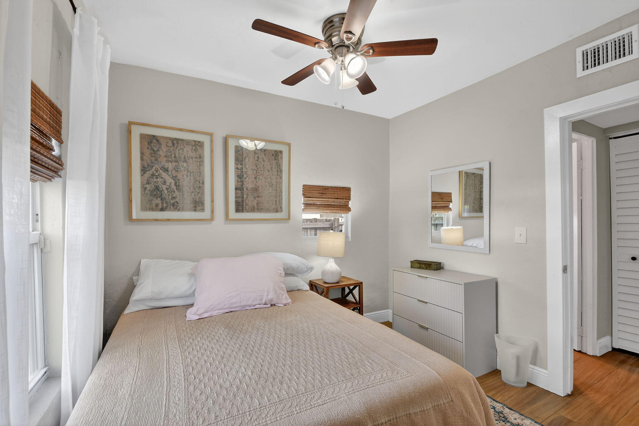 LAKE WORTH TOWN OF - Residential Lease