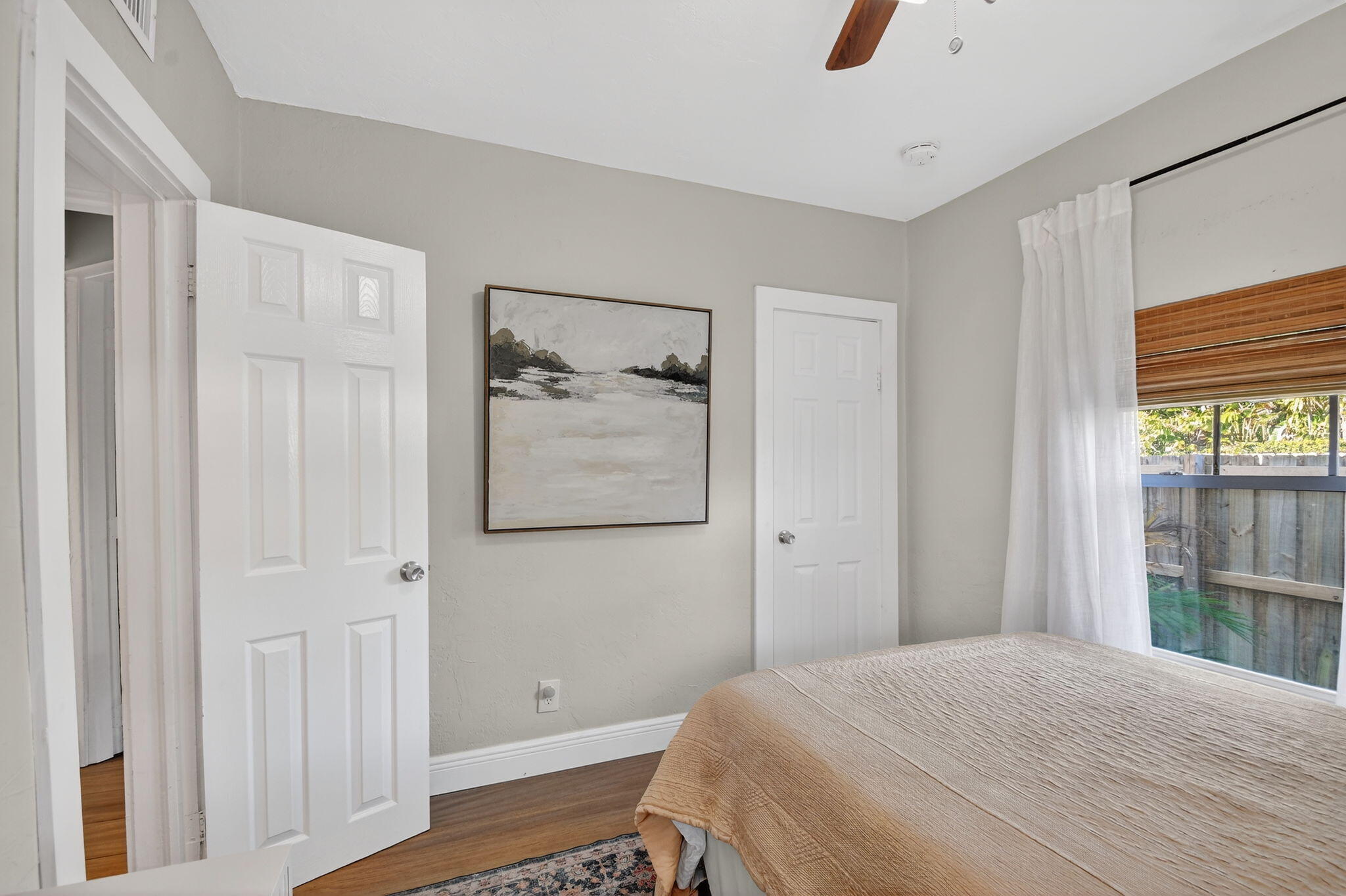 LAKE WORTH TOWN OF - Residential Lease