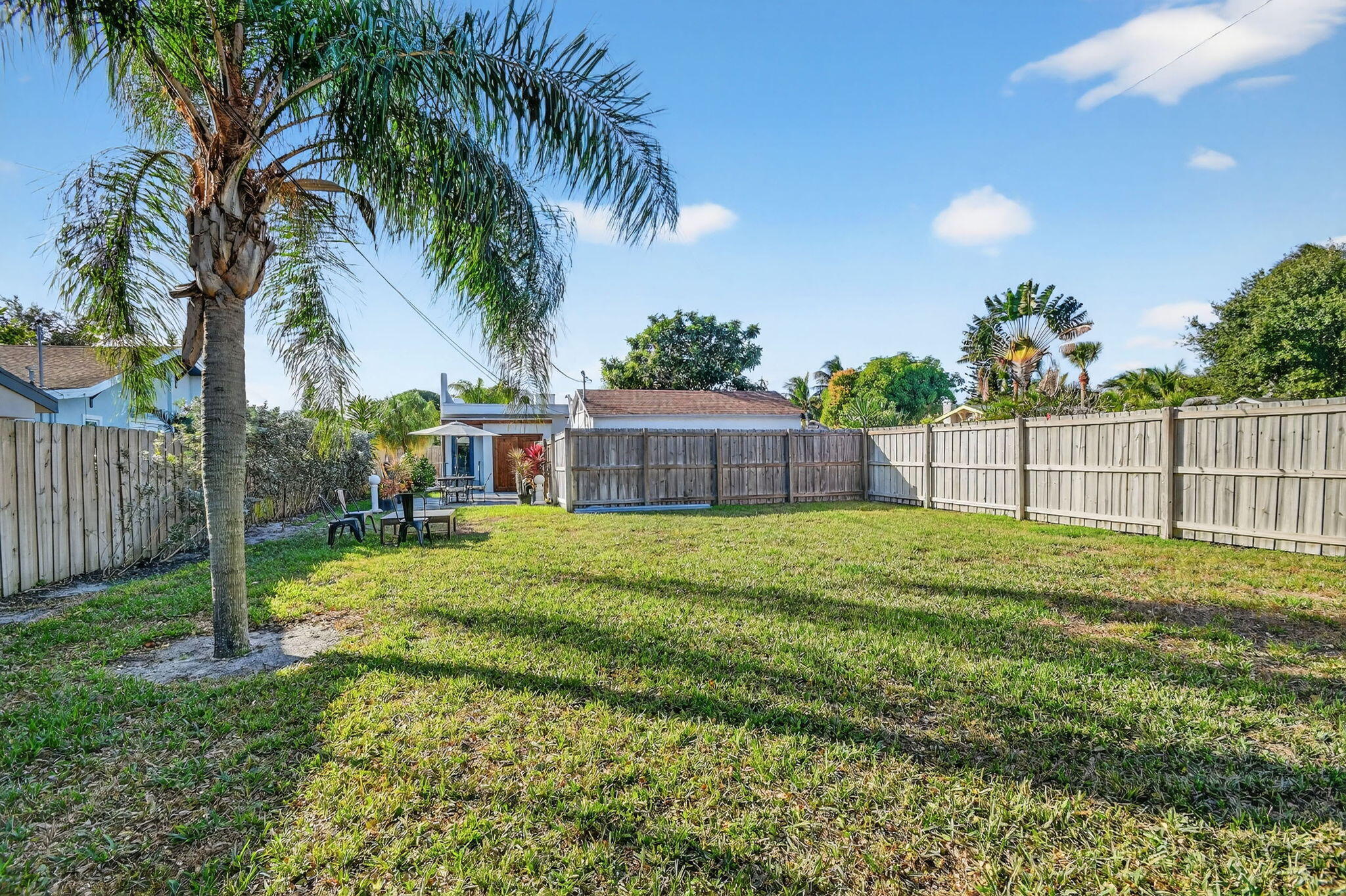 LAKE WORTH TOWN OF - Residential Lease